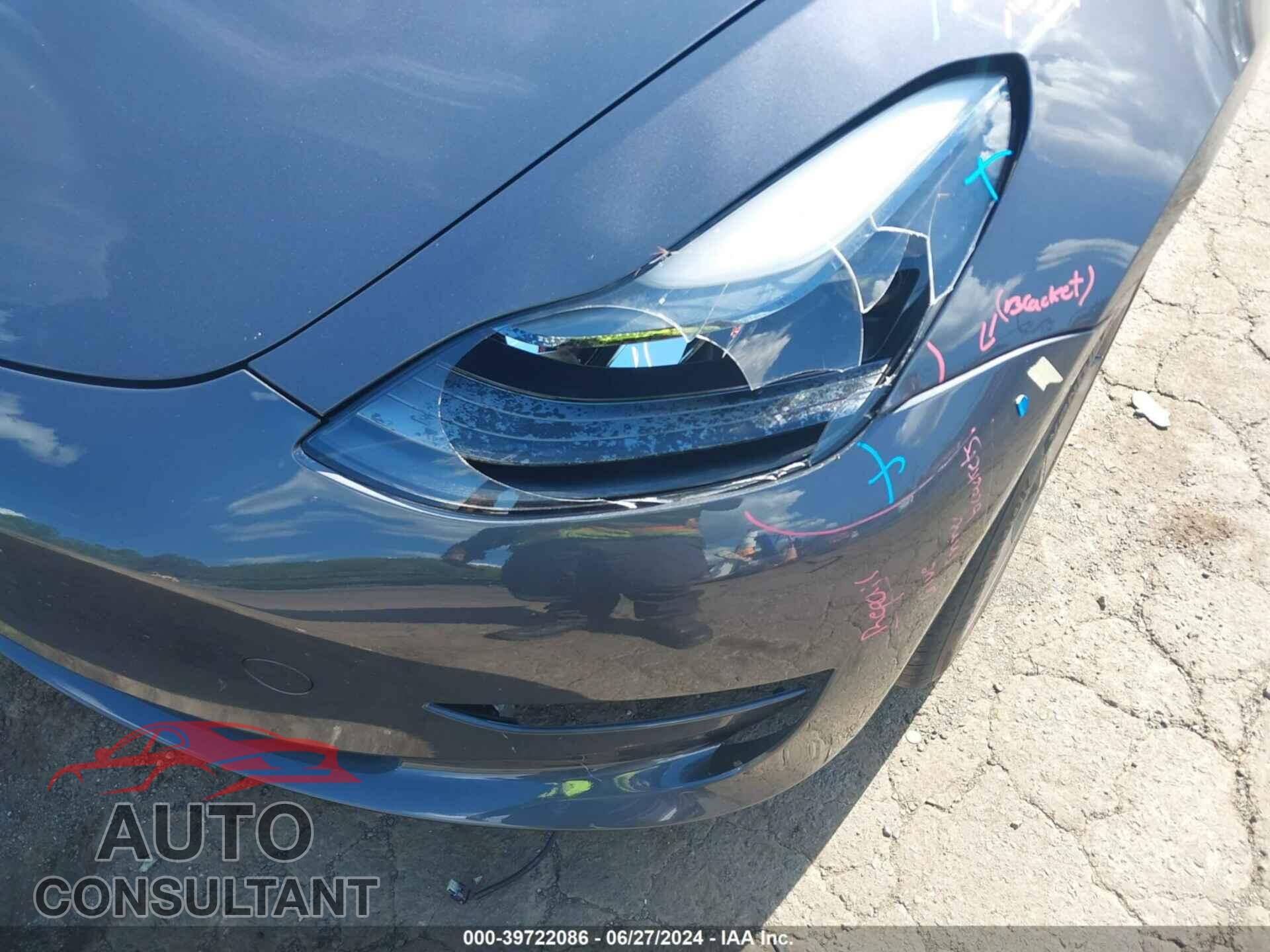 TESLA MODEL 3 2023 - 5YJ3E1EB2PF703271