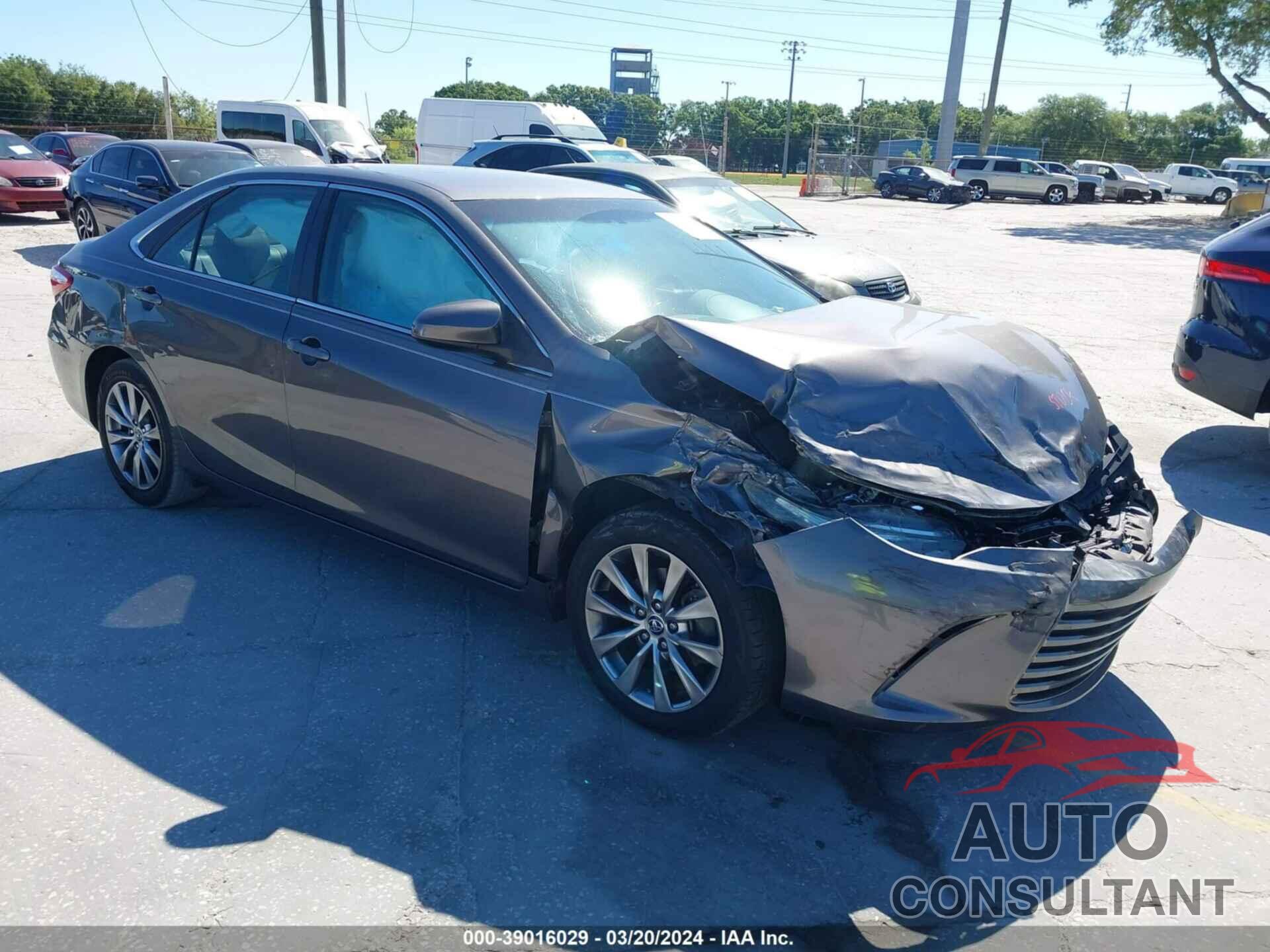 TOYOTA CAMRY HYBRID 2015 - 4T1BD1FK1FU162566