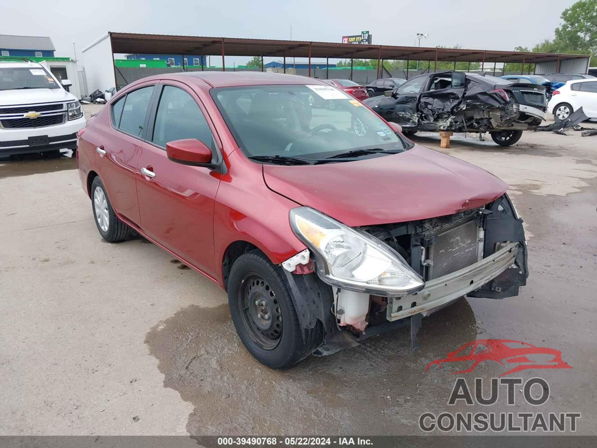 NISSAN VERSA 2018 - 3N1CN7AP5JL880221