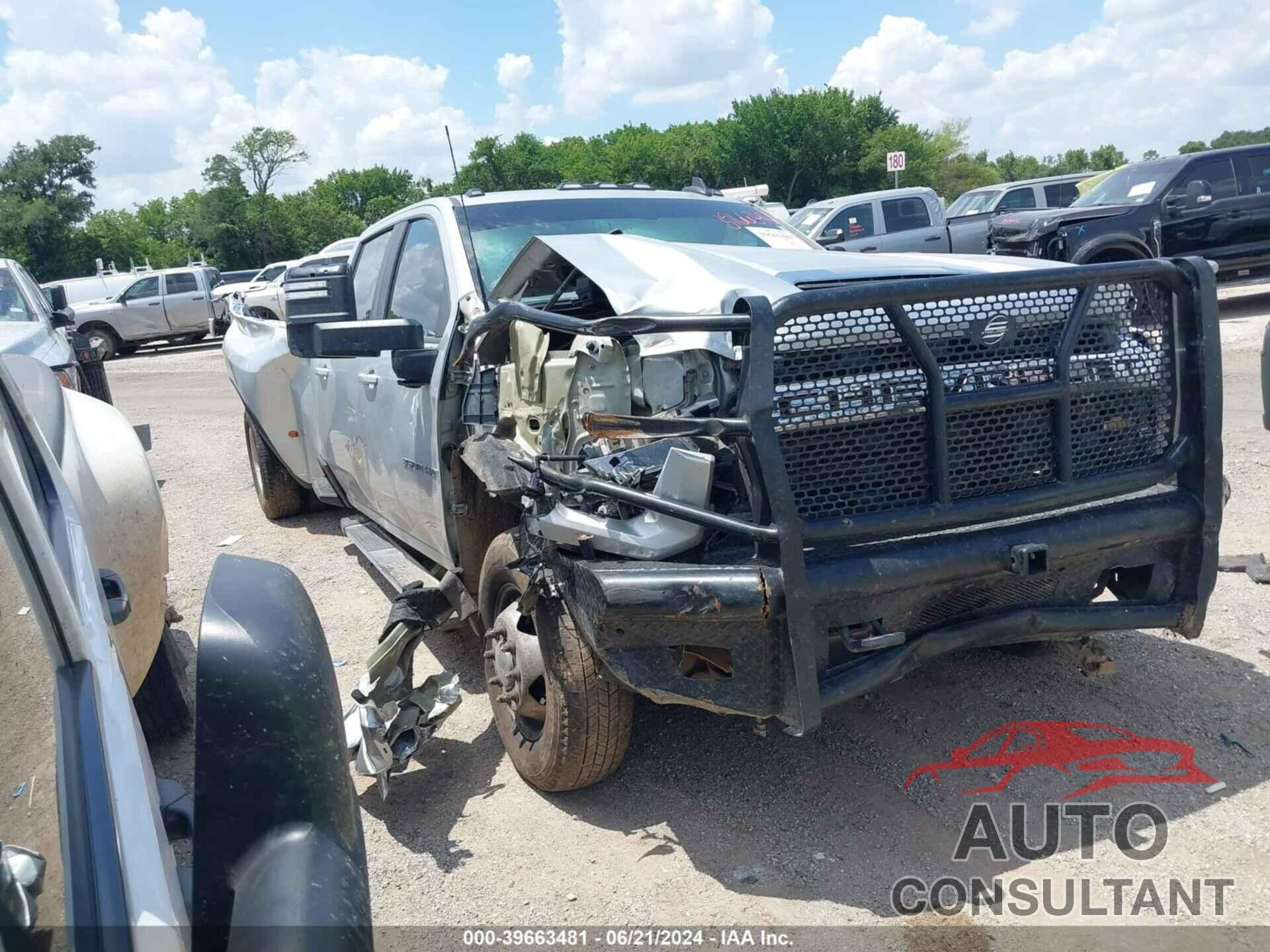 CHEVROLET SILVERADO 3500HD 2021 - 1GC4YTEY4MF307359