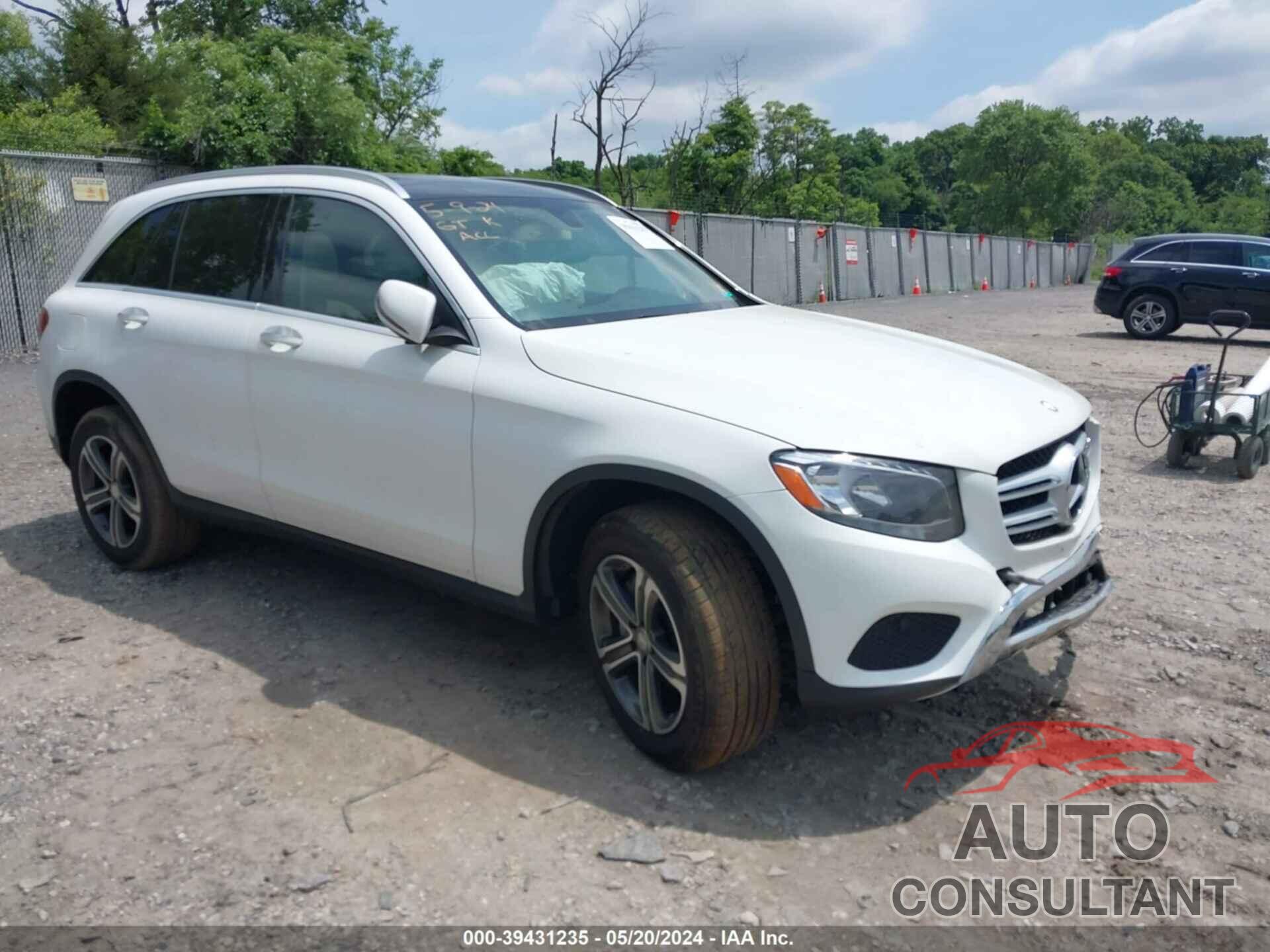 MERCEDES-BENZ GLC 300 2017 - WDC0G4KB1HF116604
