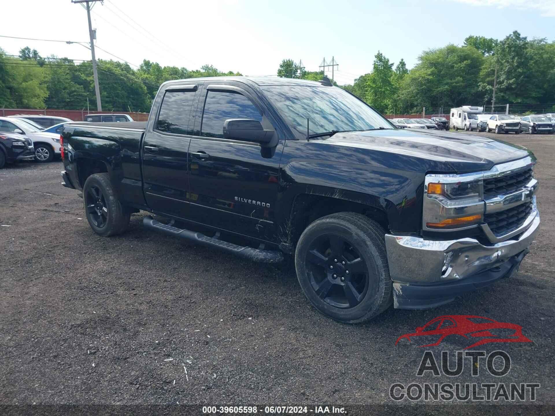 CHEVROLET SILVERADO 1500 2018 - 1GCVKREC2JZ234404