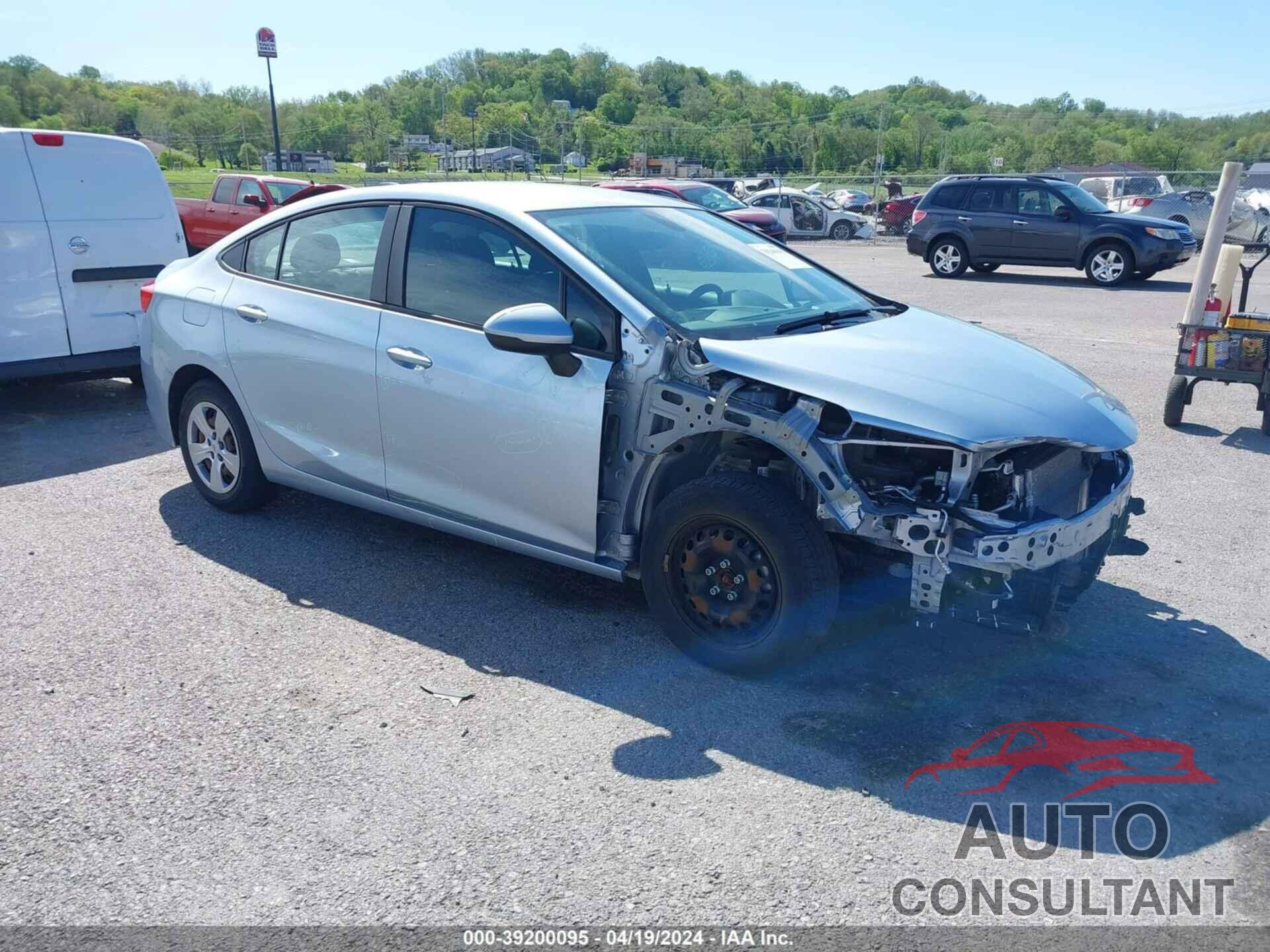 CHEVROLET CRUZE 2018 - 1G1BC5SM4J7151728