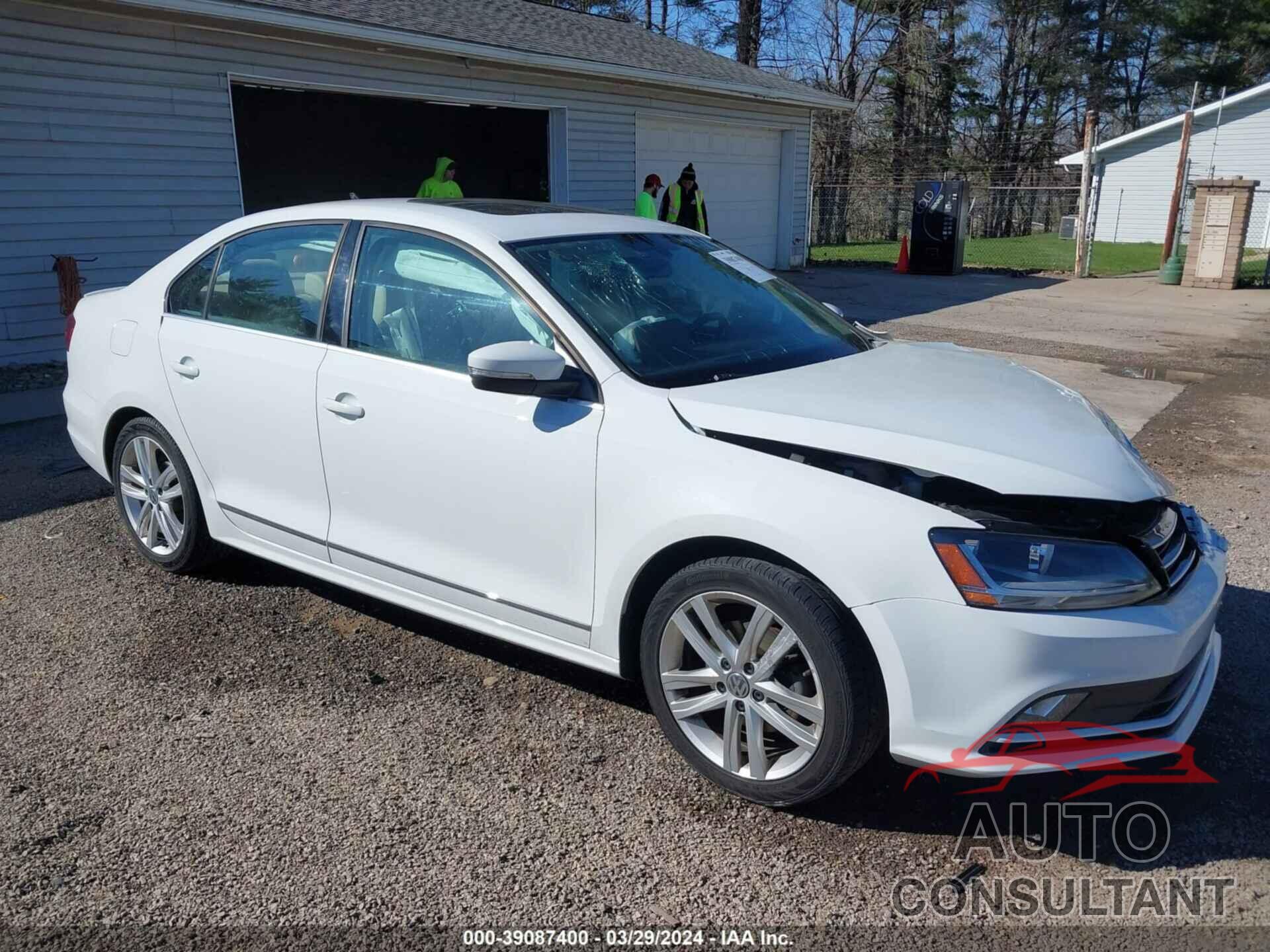 VOLKSWAGEN JETTA 2017 - 3VWL17AJ1HM213247