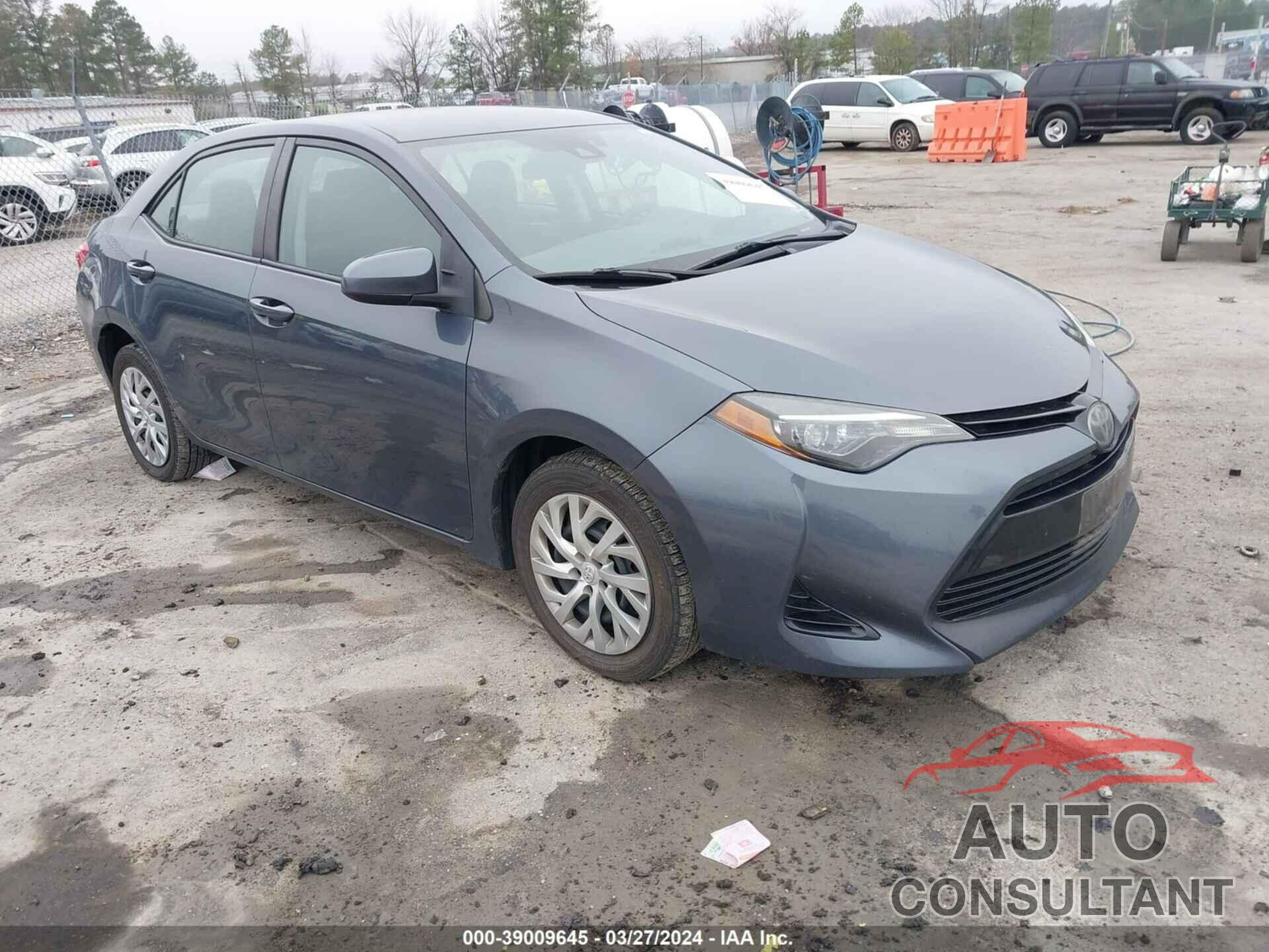 TOYOTA COROLLA 2018 - 5YFBURHE5JP818736