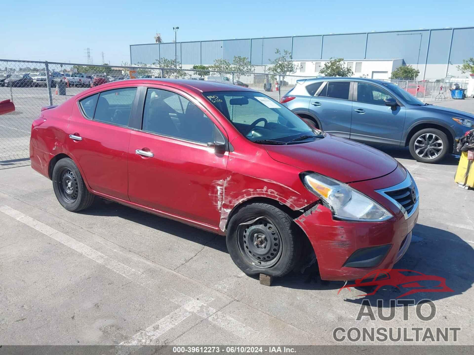 NISSAN VERSA 2018 - 3N1CN7AP2JL874036