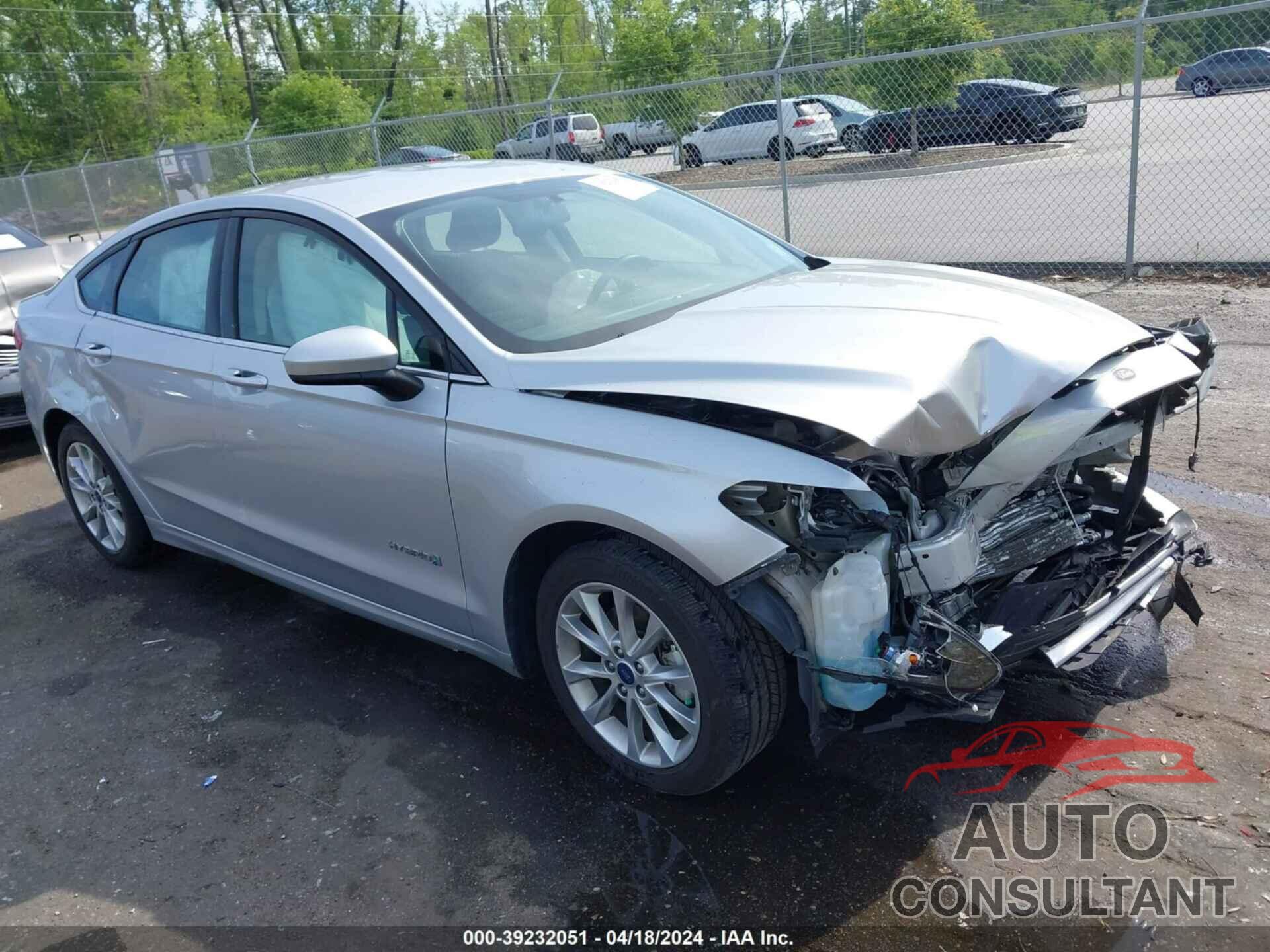 FORD FUSION HYBRID 2017 - 3FA6P0LU8HR256828