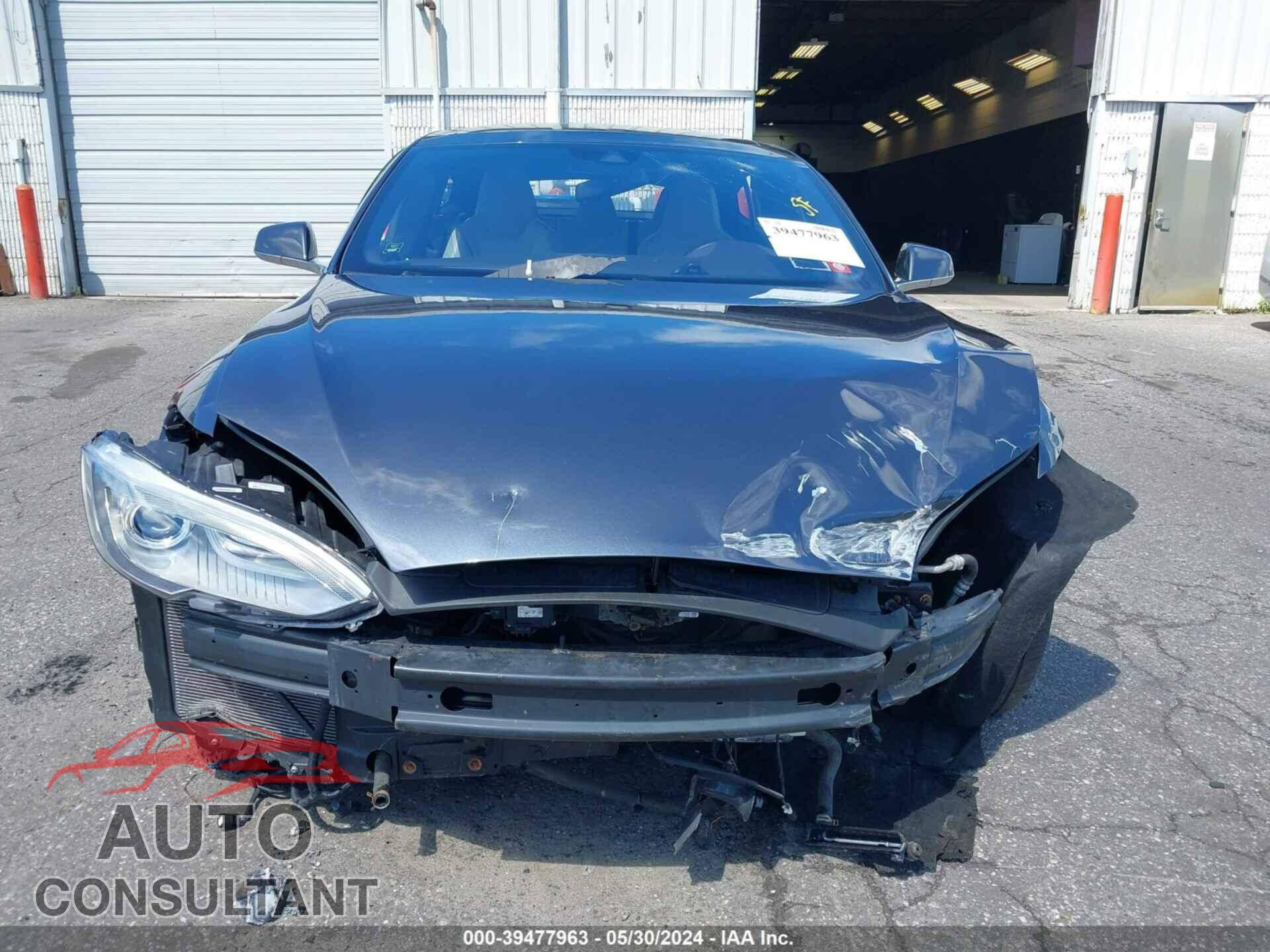 TESLA MODEL S 2016 - 5YJSA1E26GF128681