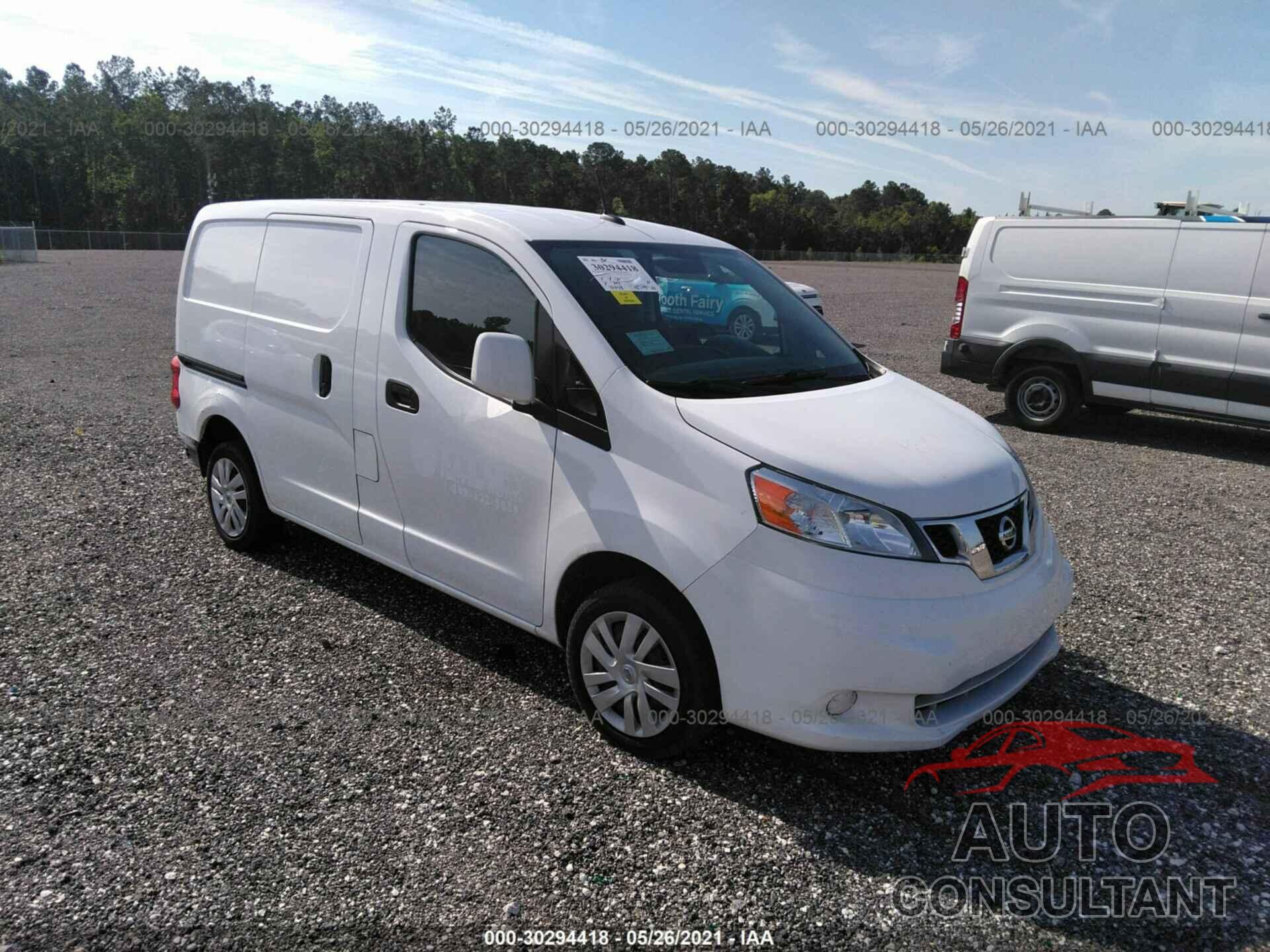 NISSAN NV200 COMPACT CARGO 2018 - 3N6CM0KN8JK702195