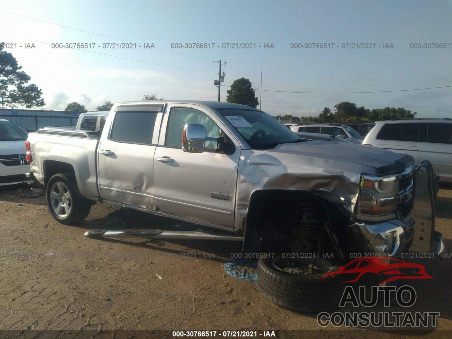 CHEVROLET SILVERADO 1500 2018 - 3GCPCRECXJG556309