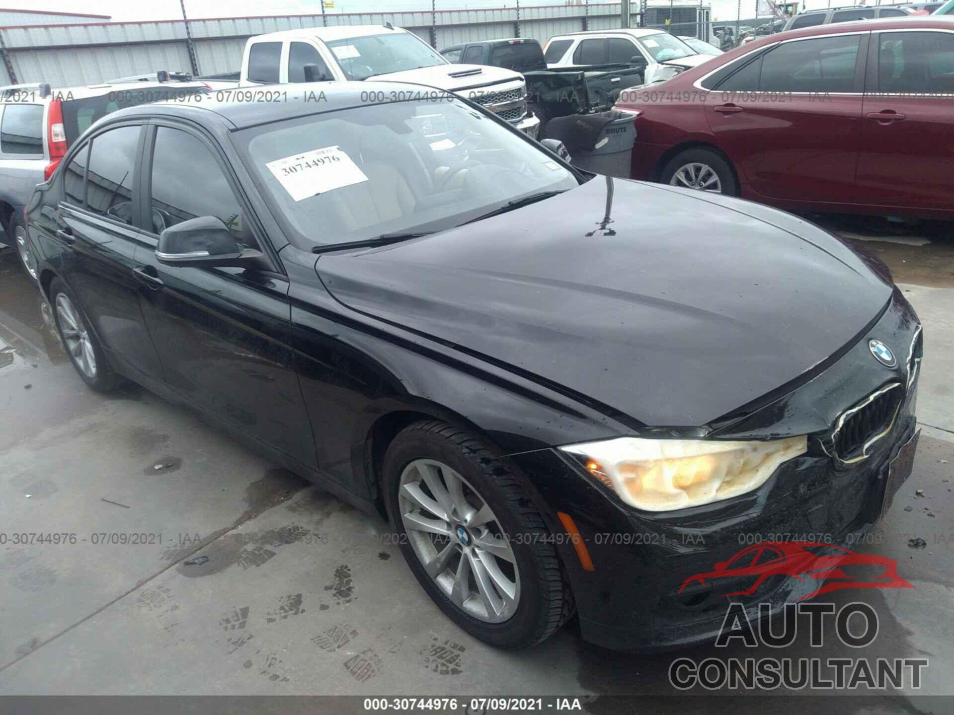 BMW 3 SERIES 2016 - WBA8E1G55GNT34501