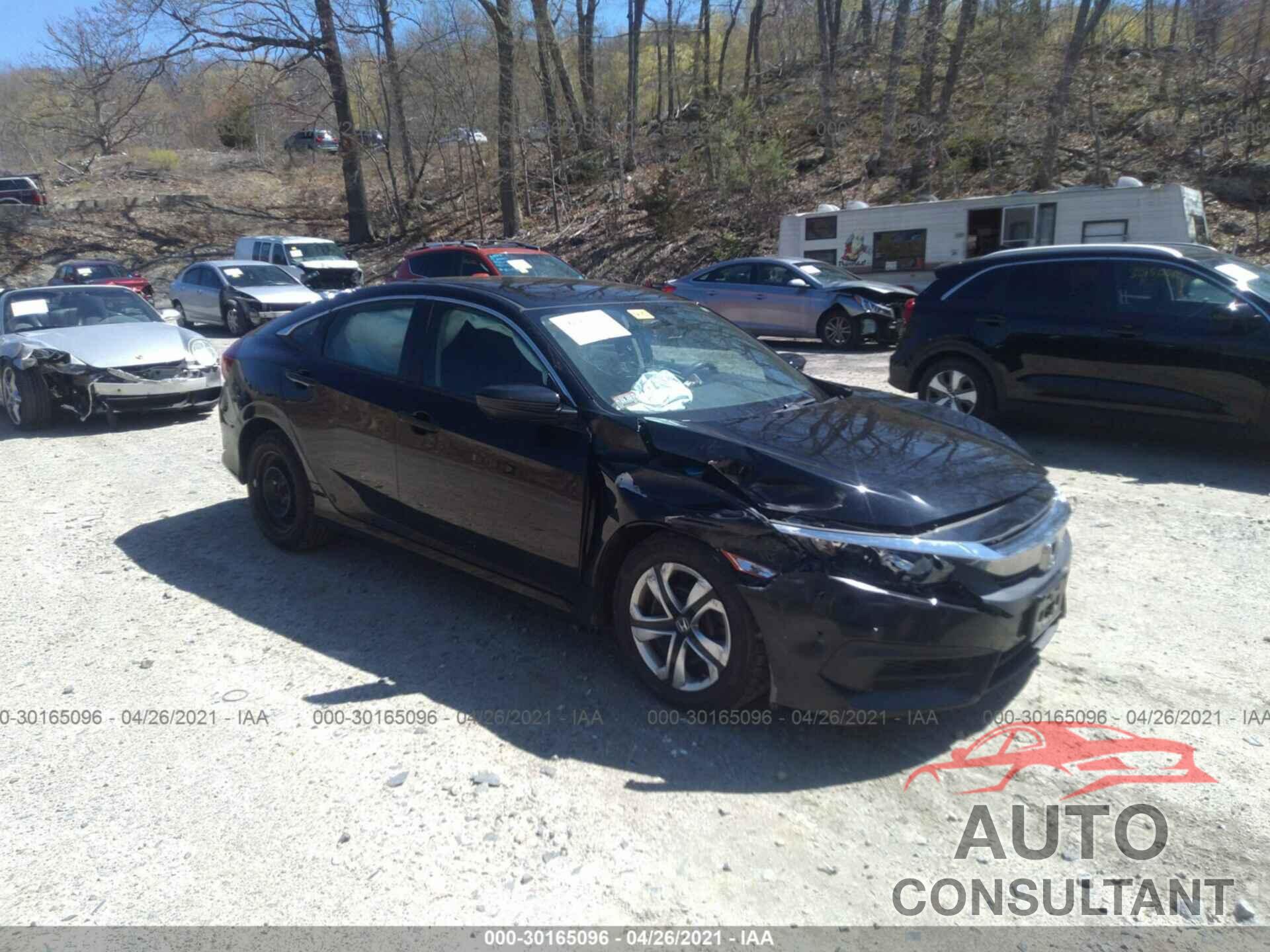 HONDA CIVIC SEDAN 2018 - 2HGFC2F57JH509162