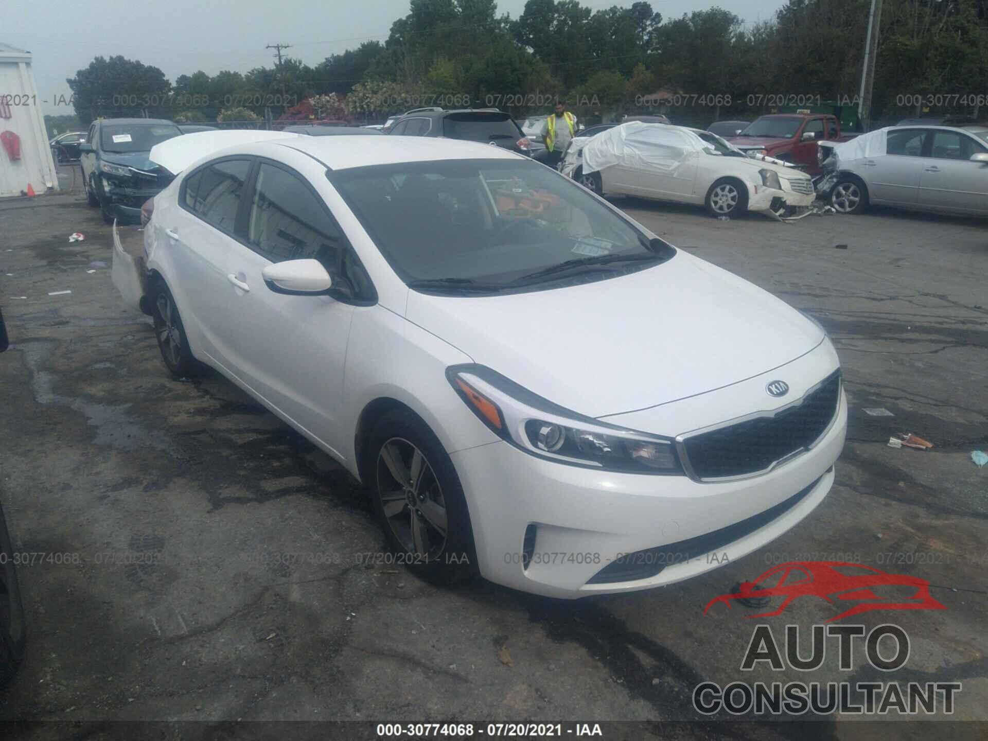 KIA FORTE 2018 - 3KPFL4A79JE198512