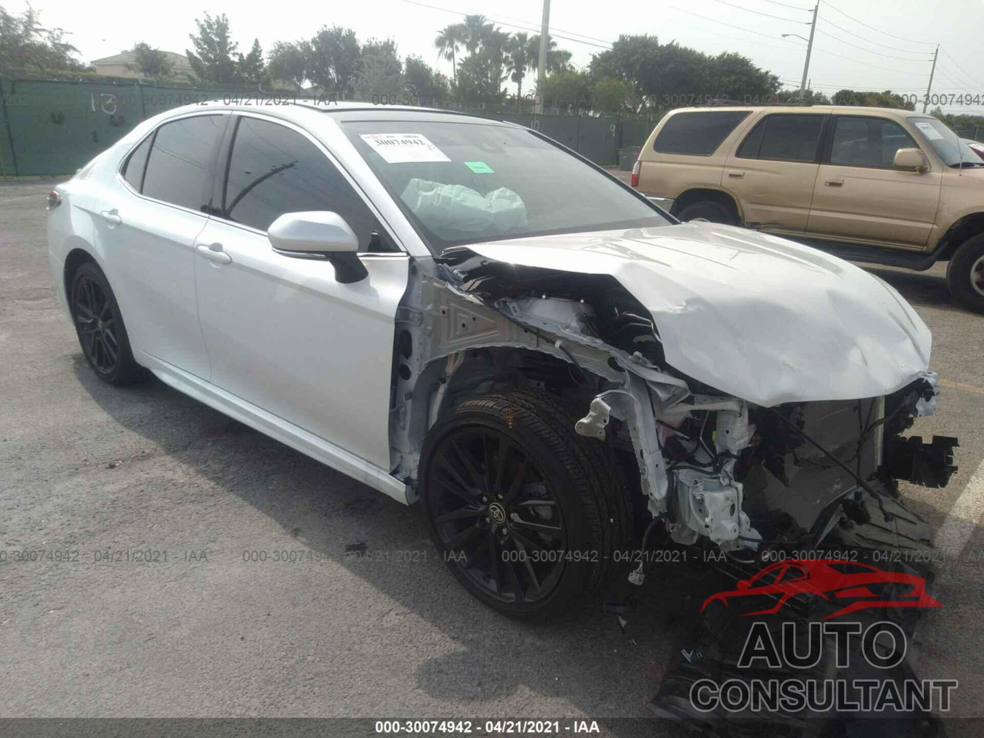 TOYOTA CAMRY 2021 - 4T1K61AK8MU538145