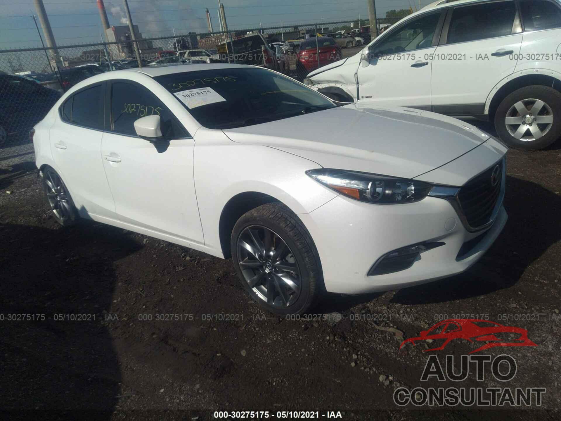 MAZDA MAZDA3 4-DOOR 2018 - 3MZBN1V38JM162201