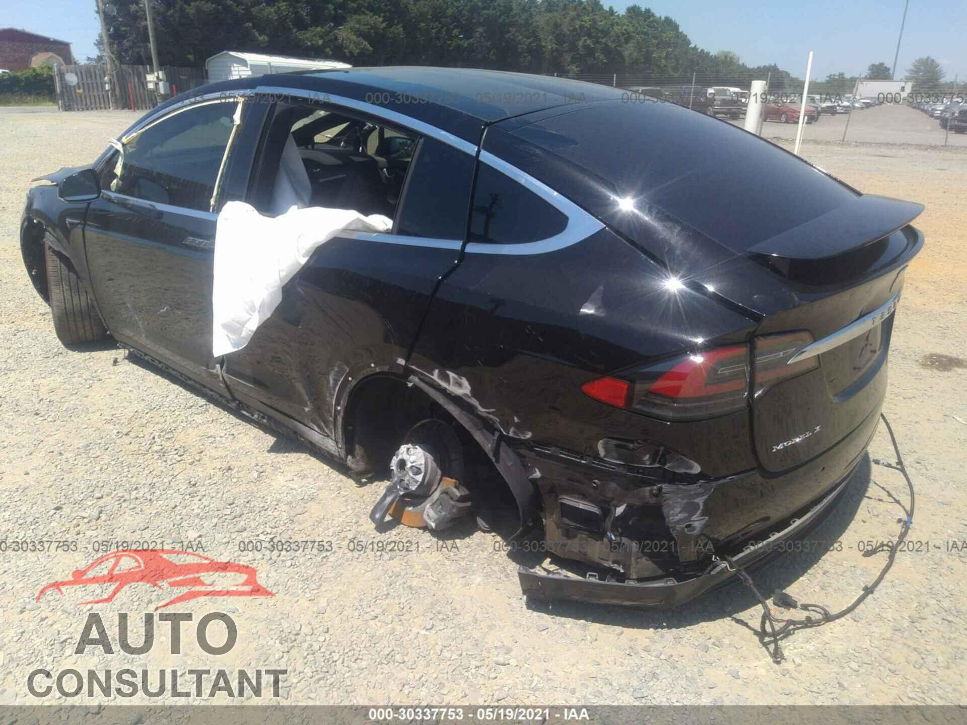 TESLA MODEL X 2018 - 5YJXCBE21JF125362