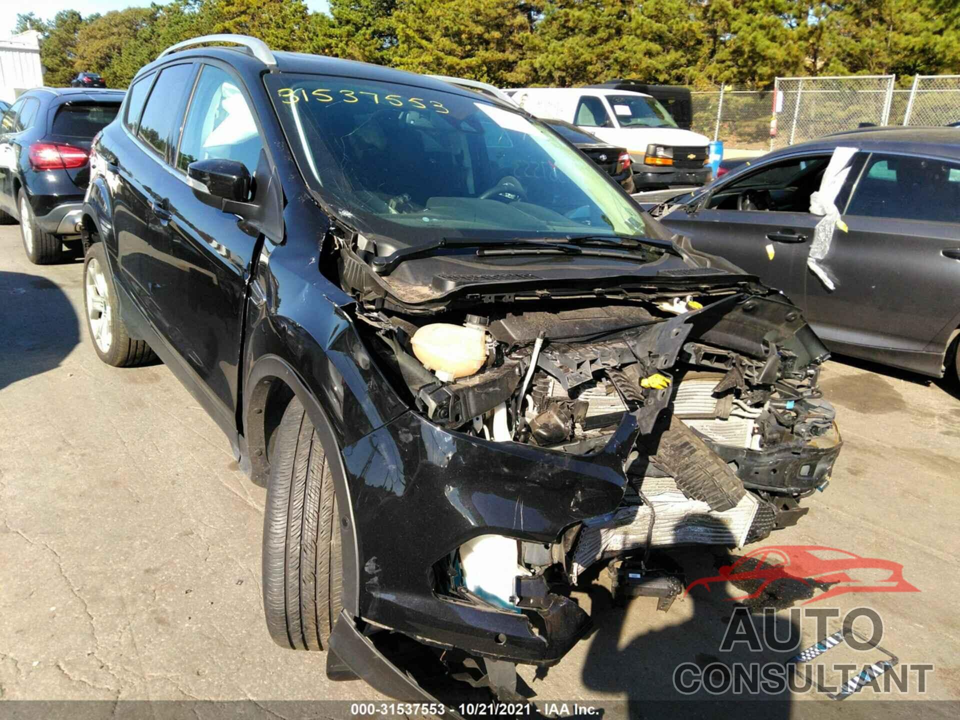 FORD ESCAPE 2019 - 1FMCU9J92KUB41985