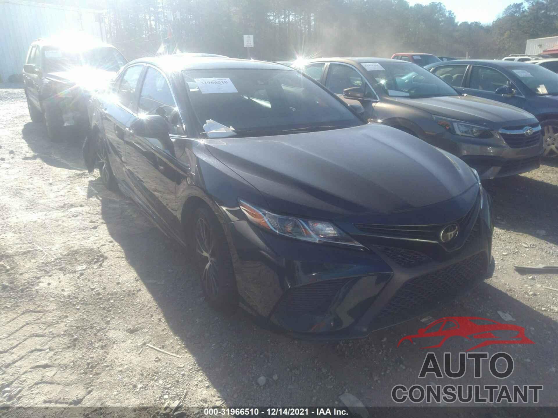 TOYOTA CAMRY 2019 - 4T1B11HK0KU856505