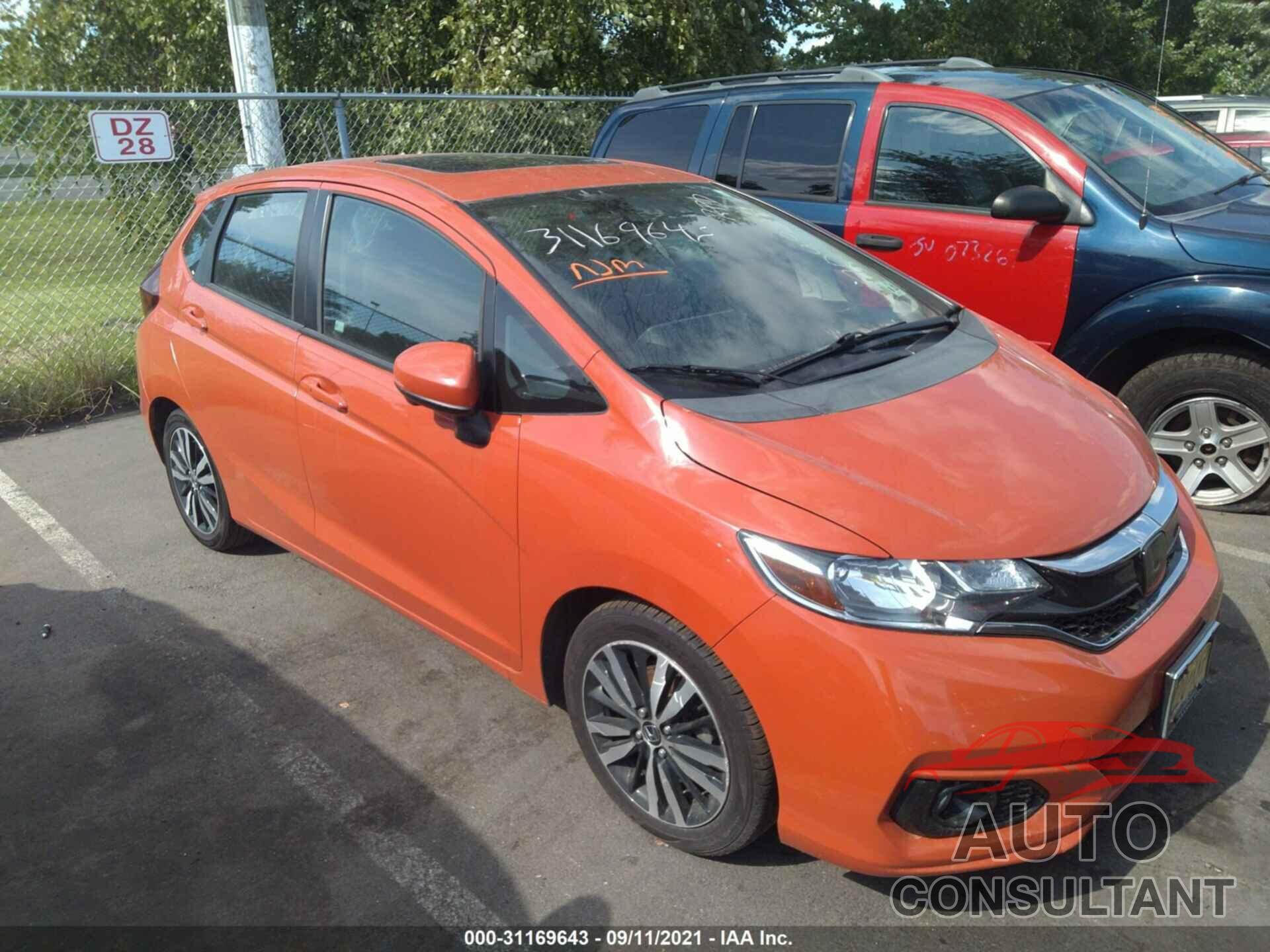 HONDA FIT 2018 - 3HGGK5H04JM709945