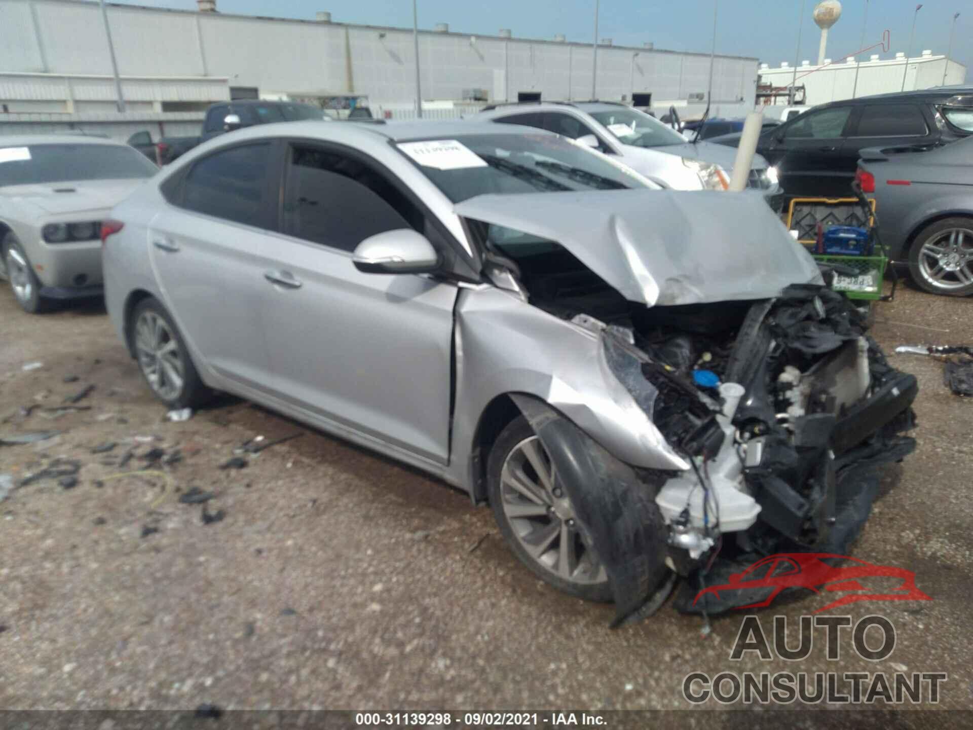 HYUNDAI ACCENT 2018 - 3KPC34A3XJE026019