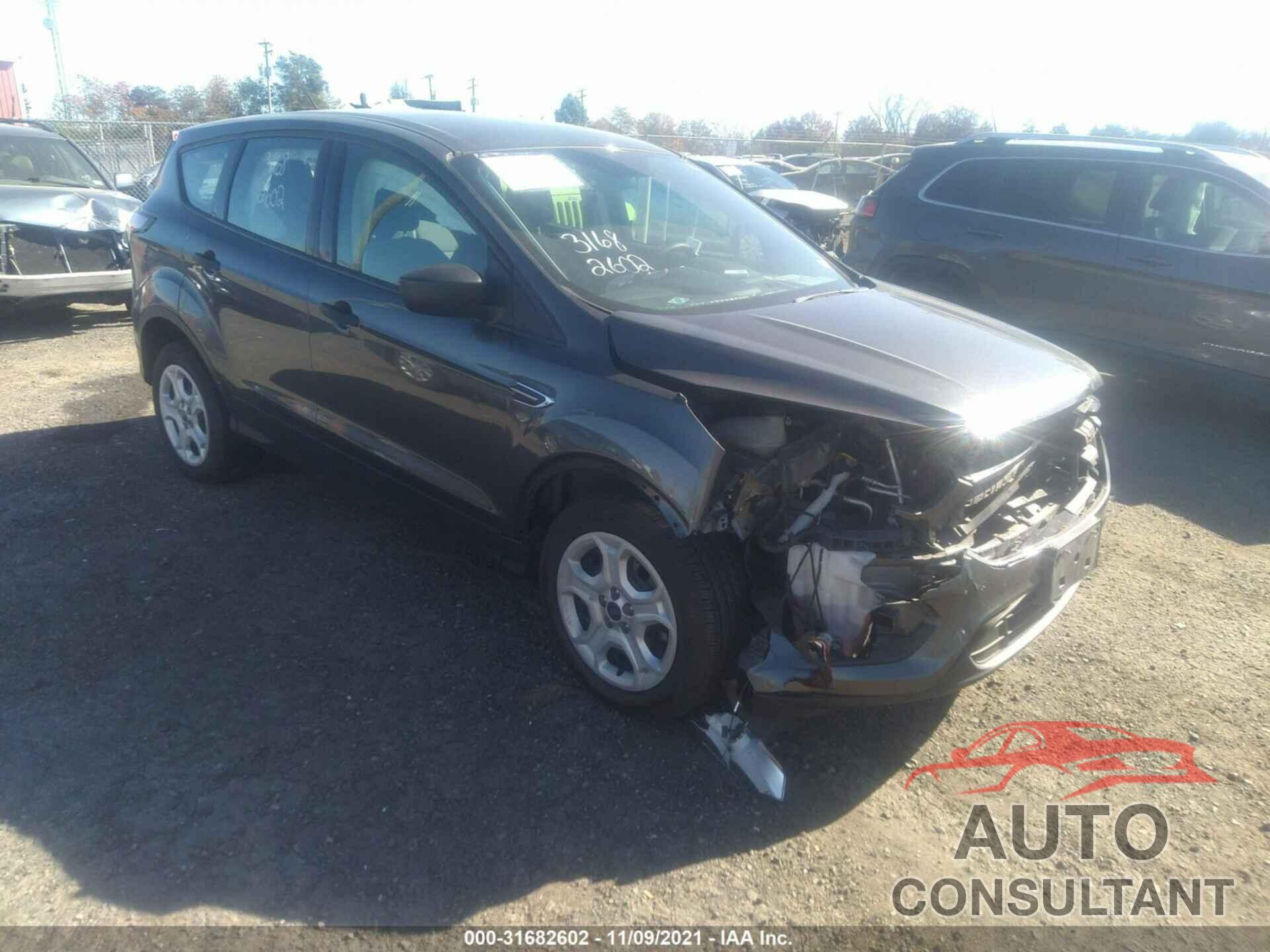 FORD ESCAPE 2017 - 1FMCU0F73HUB86462