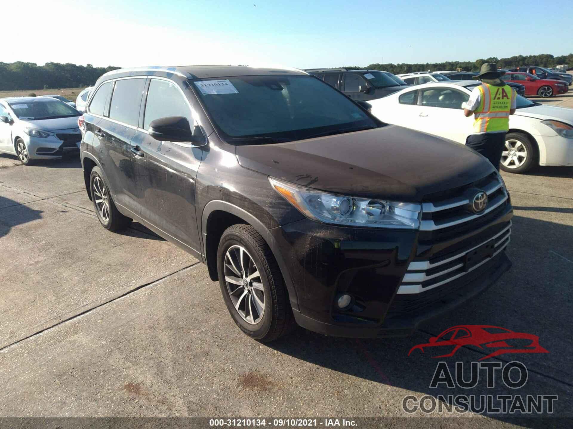 TOYOTA HIGHLANDER 2017 - 5TDJZRFH1HS397013