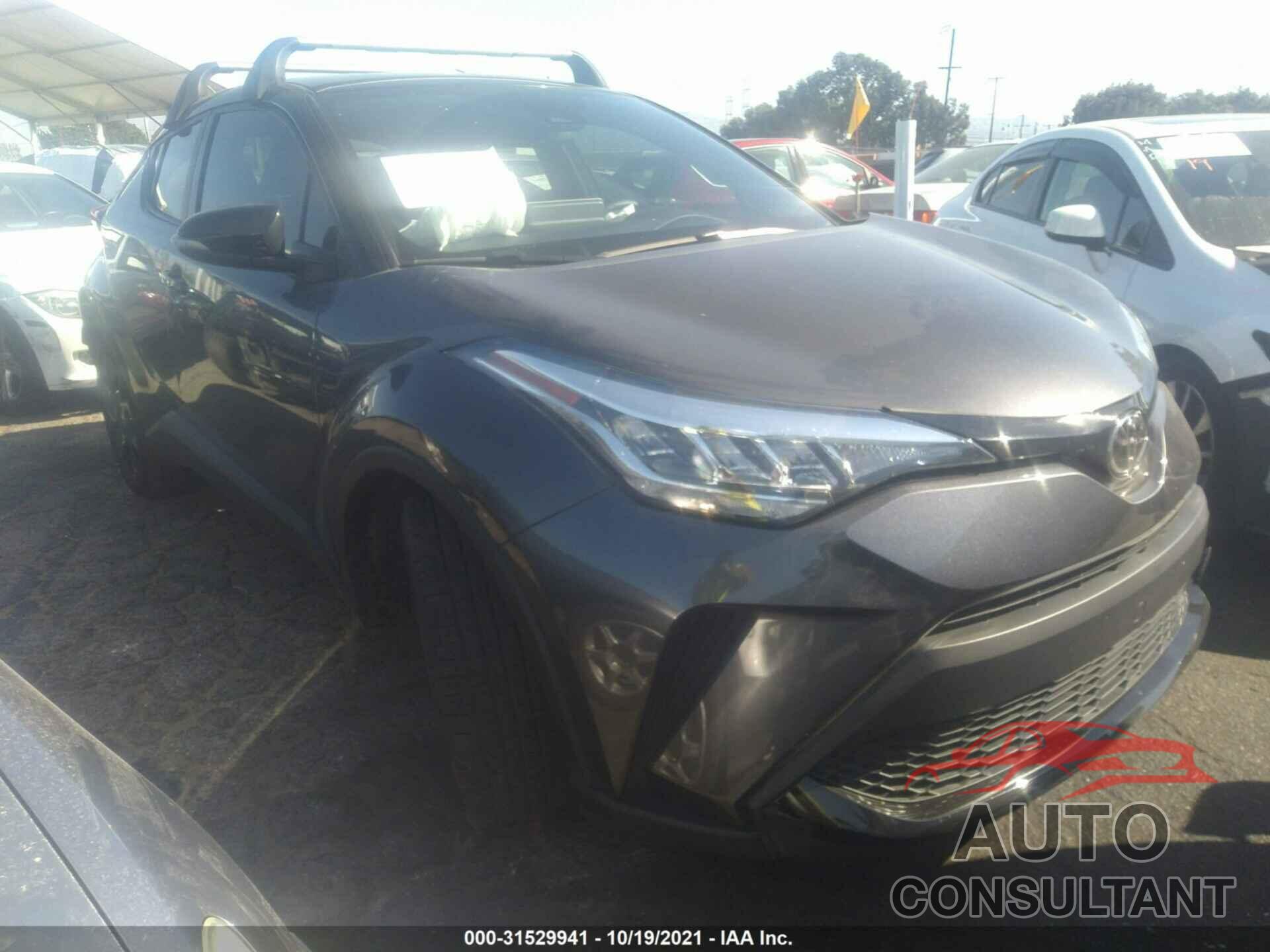 TOYOTA C-HR 2021 - JTNKHMBX1M1099541