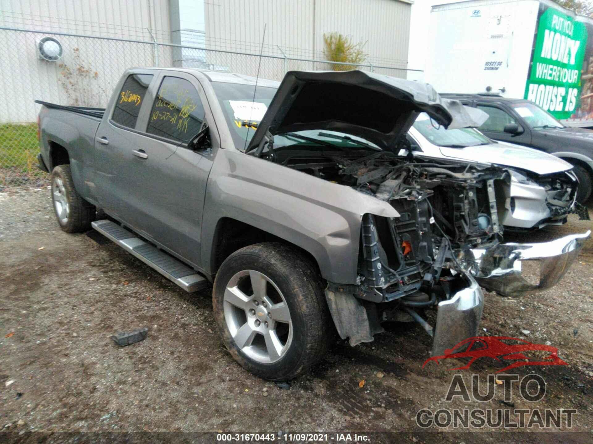 CHEVROLET SILVERADO 1500 2017 - 1GCVKREC8HZ176146