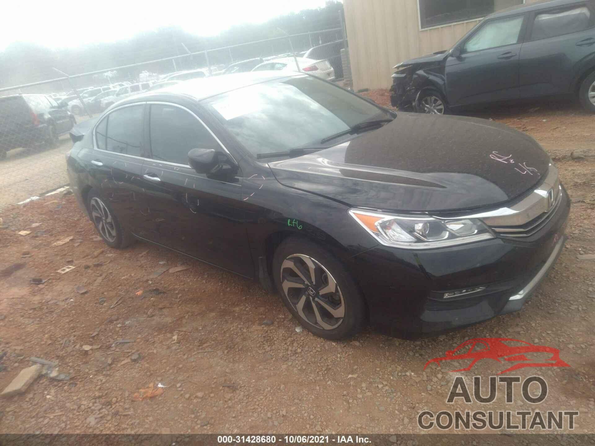 HONDA ACCORD SEDAN 2016 - 1HGCR3F82GA007667