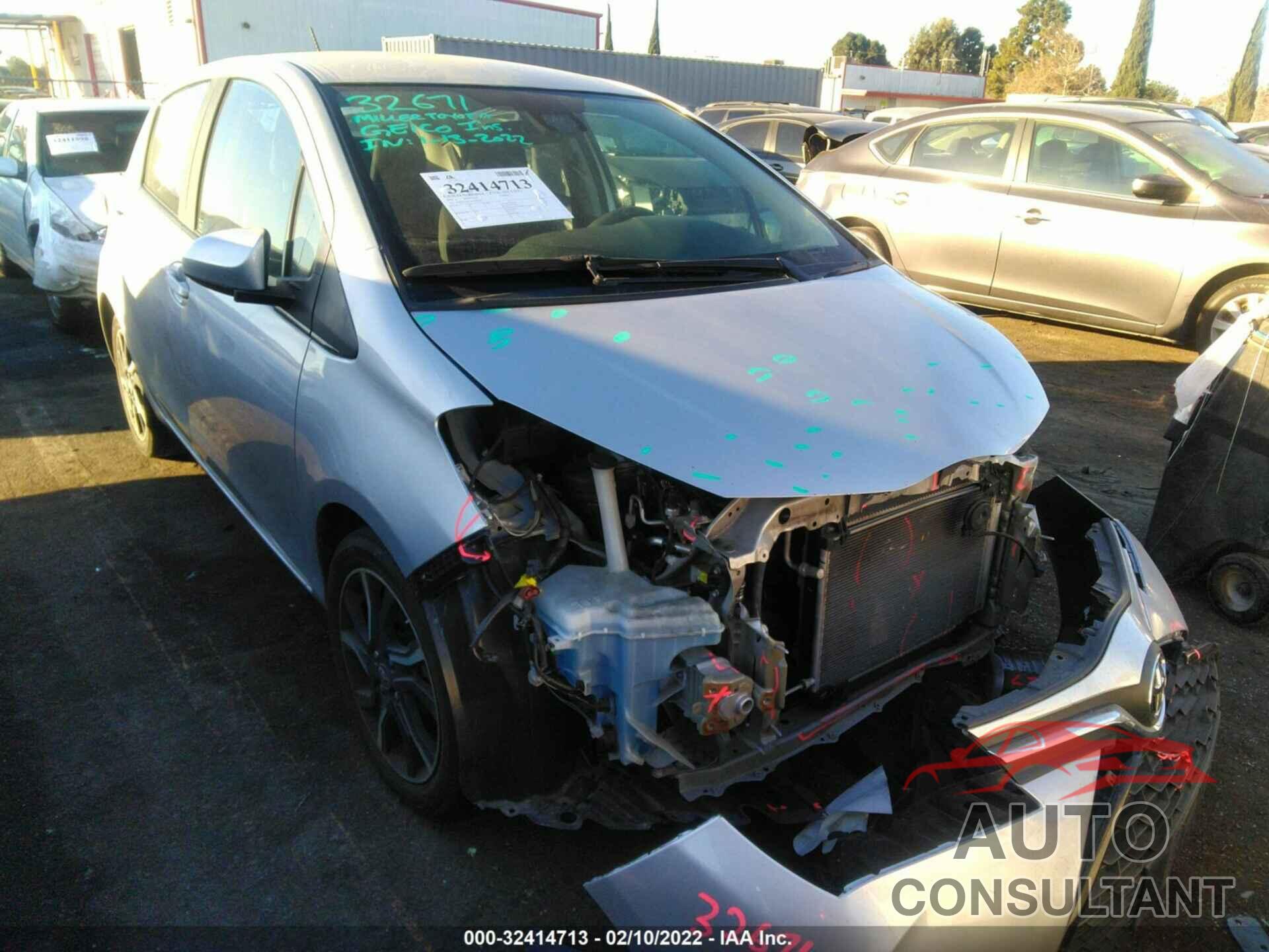 TOYOTA YARIS 2017 - VNKKTUD31HA082927