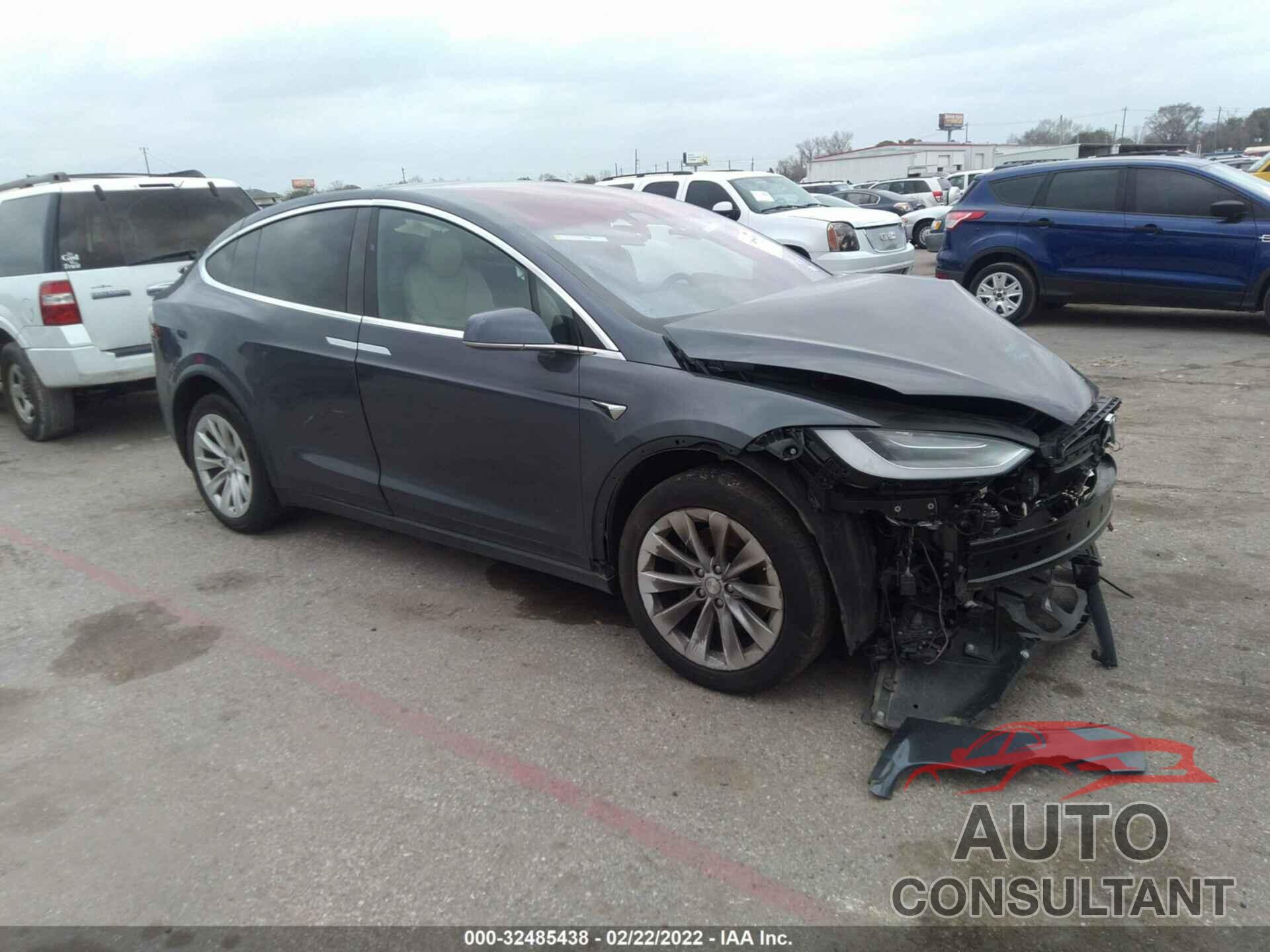 TESLA MODEL X 2020 - 5YJXCBE22LF262541