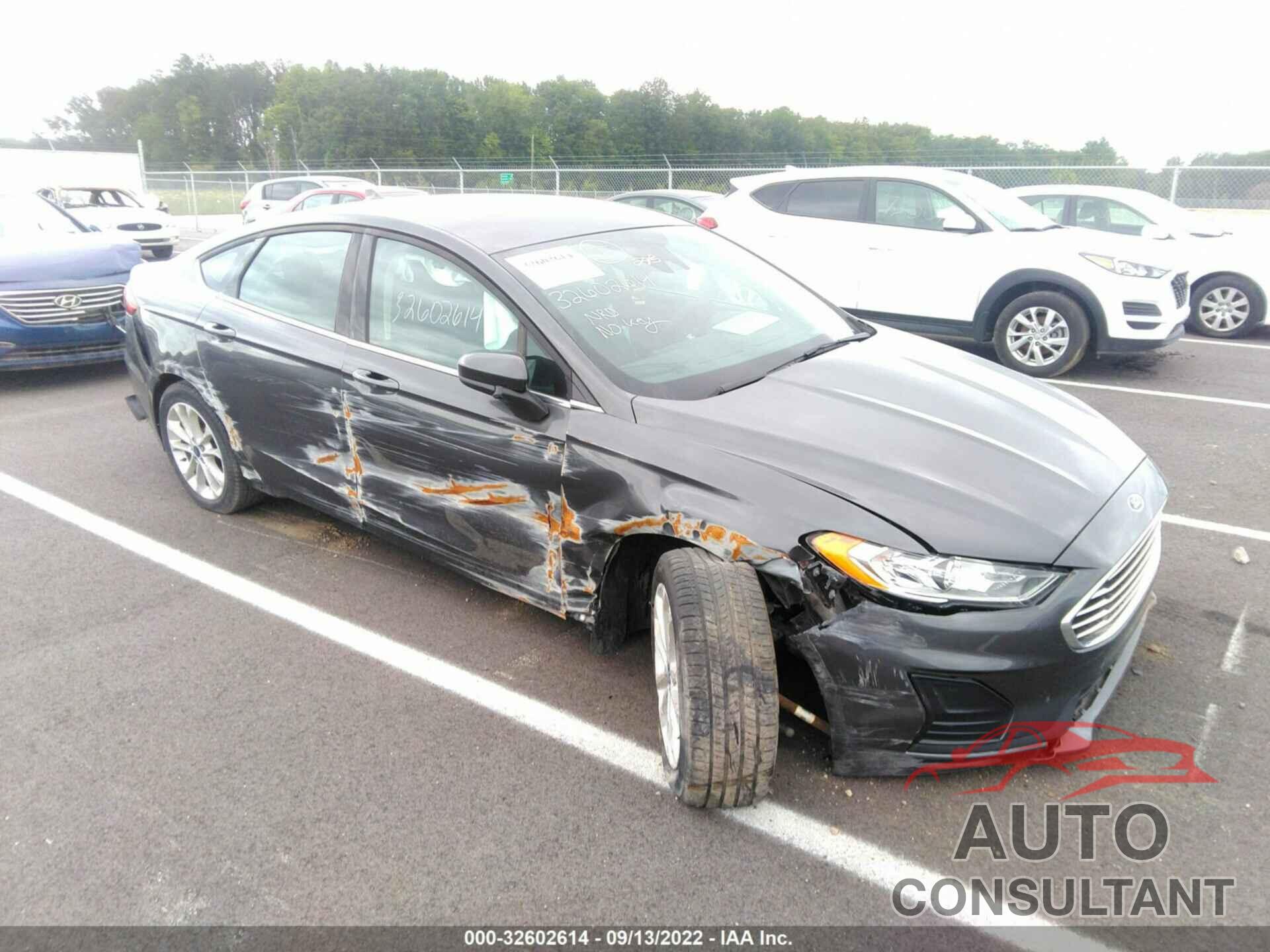 FORD FUSION HYBRID 2020 - 3FA6P0LU2LR102429