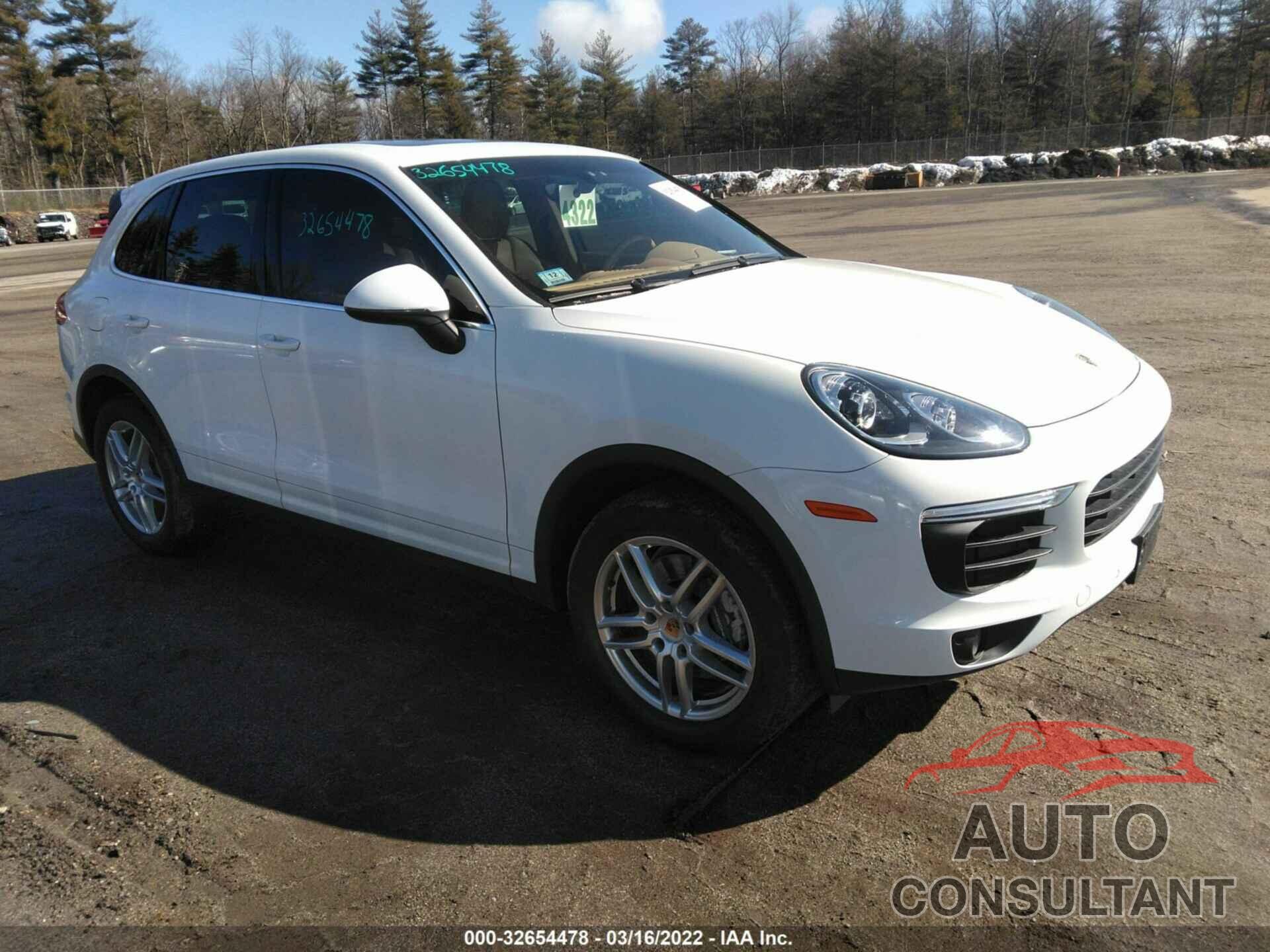 PORSCHE CAYENNE 2016 - WP1AA2A24GLA10602