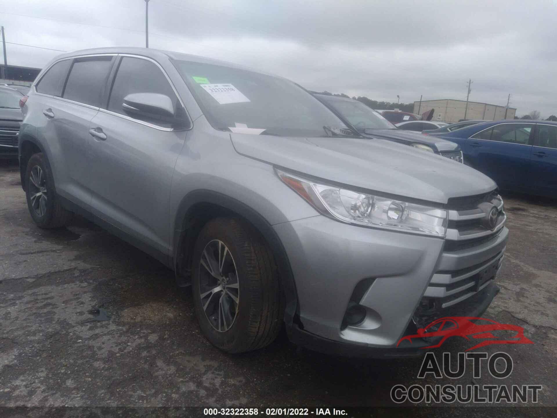 TOYOTA HIGHLANDER 2019 - 5TDZARFH1KS057121