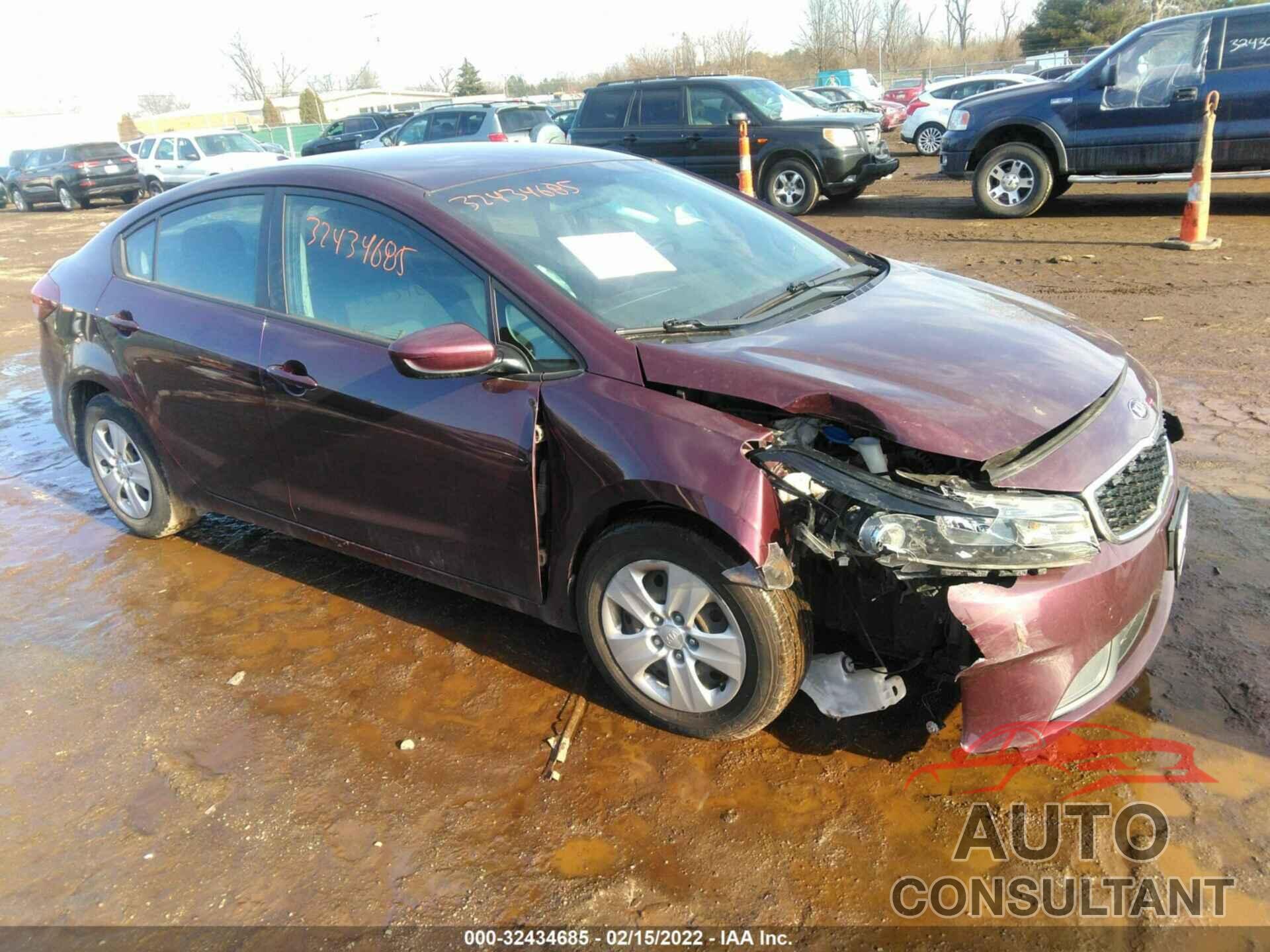 KIA FORTE 2018 - 3KPFK4A74JE179028