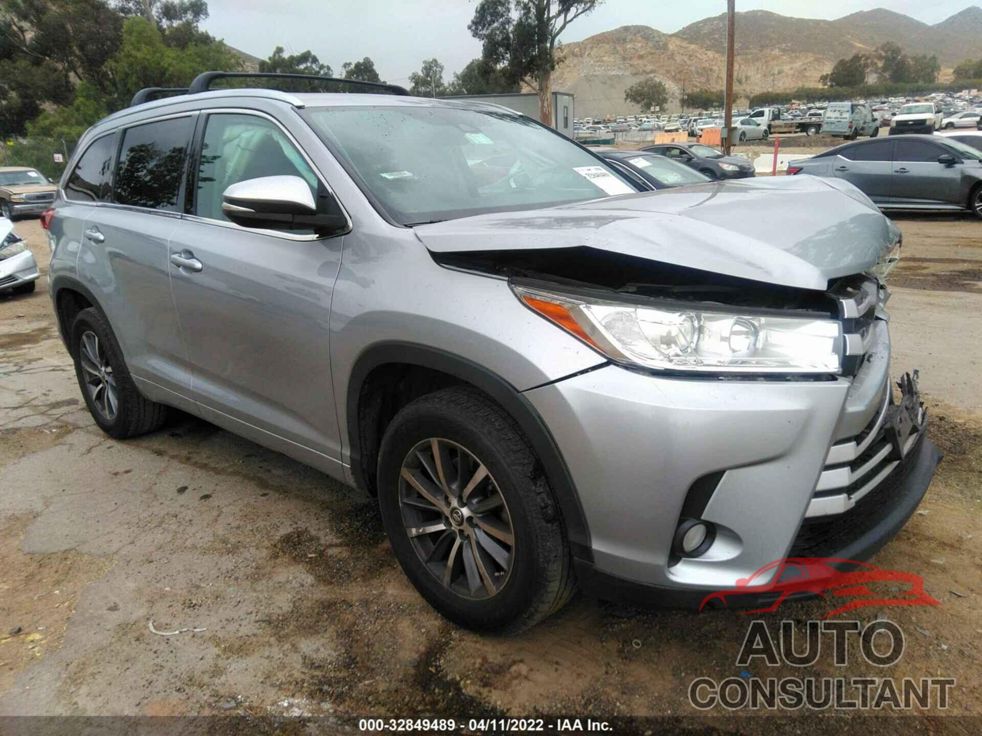 TOYOTA HIGHLANDER 2017 - 5TDKZRFH0HS509546