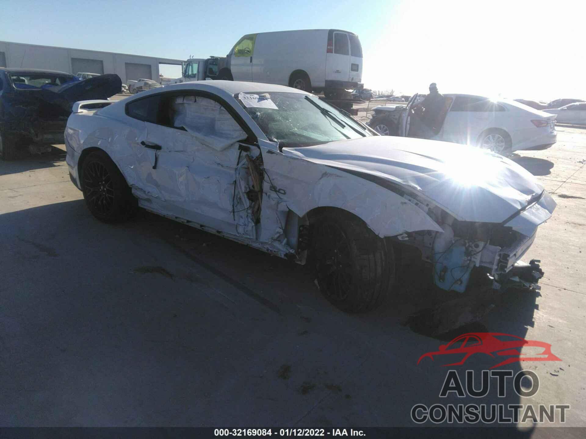 FORD MUSTANG 2020 - 1FA6P8CF2L5178686