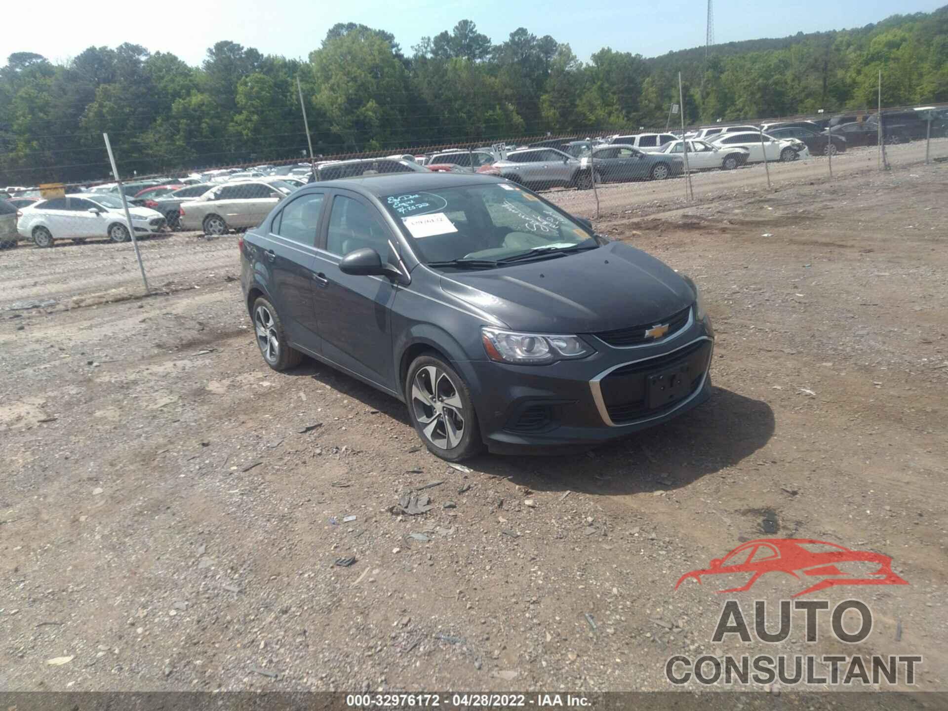 CHEVROLET SONIC 2017 - 1G1JF5SB7H4134371