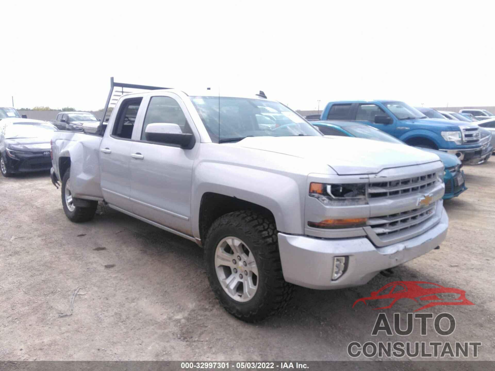 CHEVROLET SILVERADO 1500 2016 - 1GCVKREC9GZ401947