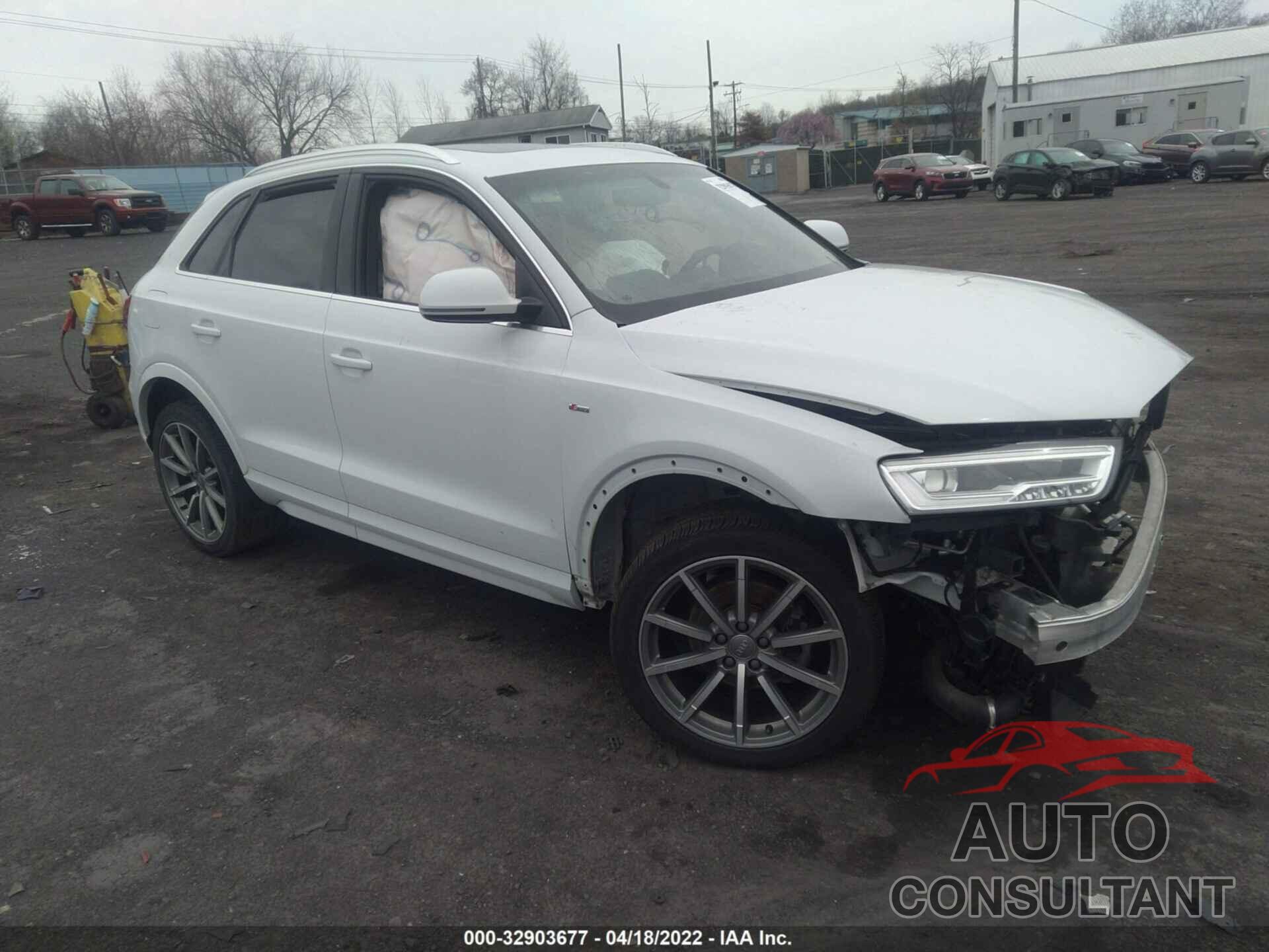 AUDI Q3 2018 - WA1JCCFS1JR032680