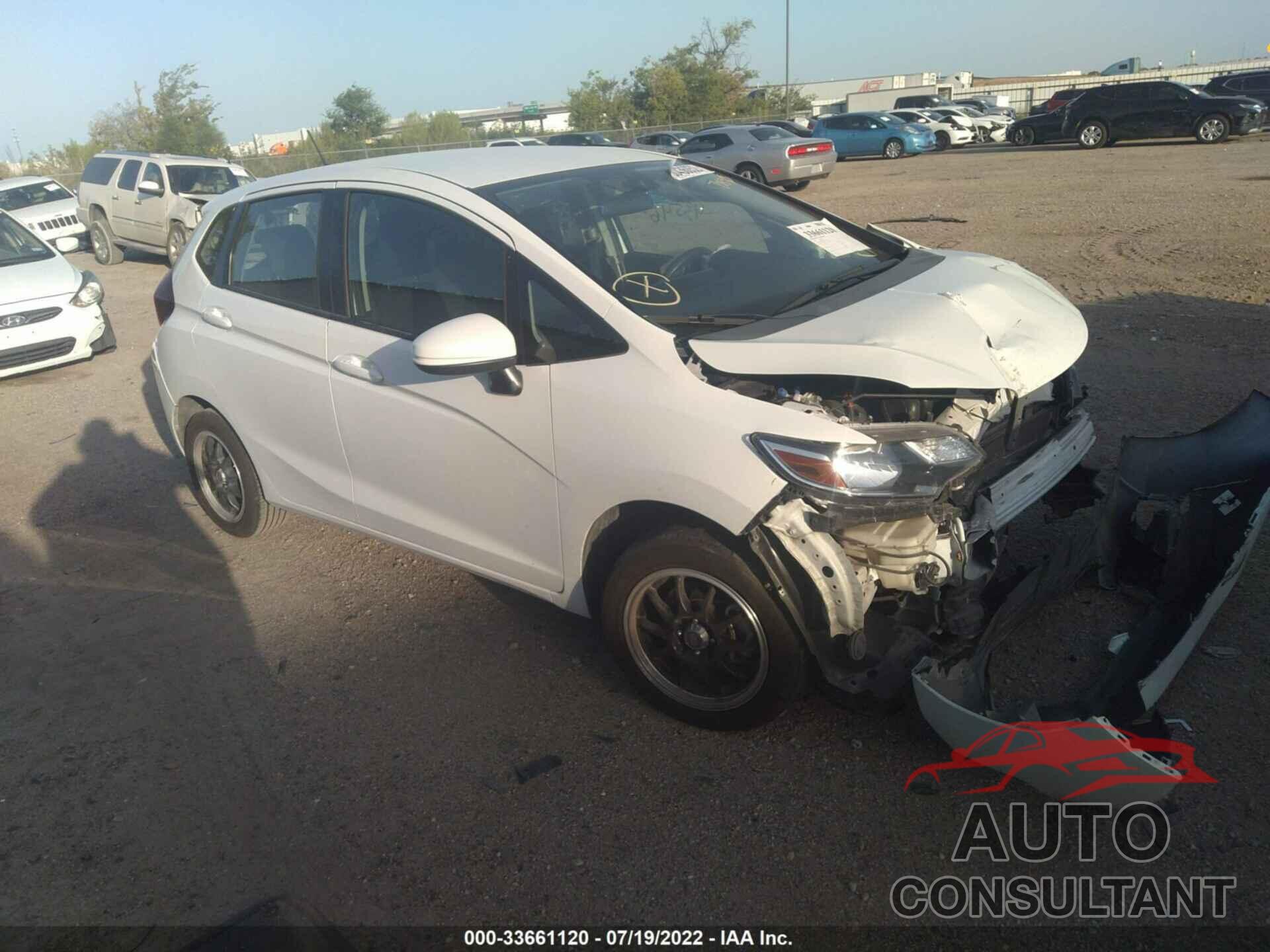 HONDA FIT 2018 - 3HGGK5H42JM709428