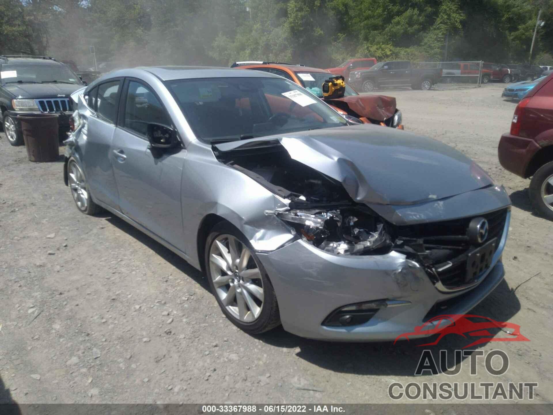 MAZDA MAZDA3 4-DOOR 2017 - JM1BN1W37H1104007