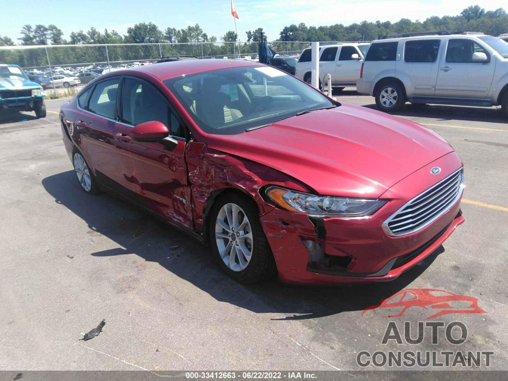 FORD FUSION HYBRID 2019 - 3FA6P0LU6KR189847