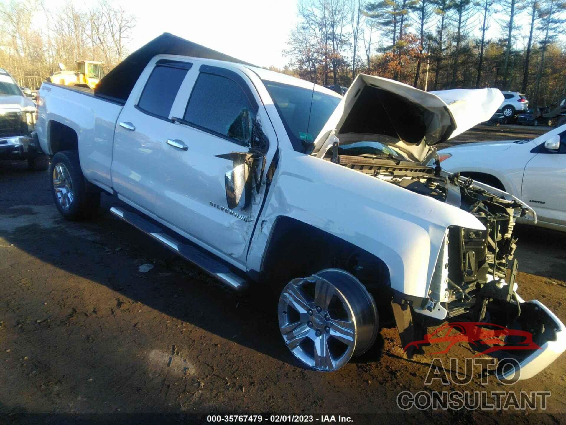 CHEVROLET SILVERADO 1500 2018 - 1GCVKPEH5JZ207522
