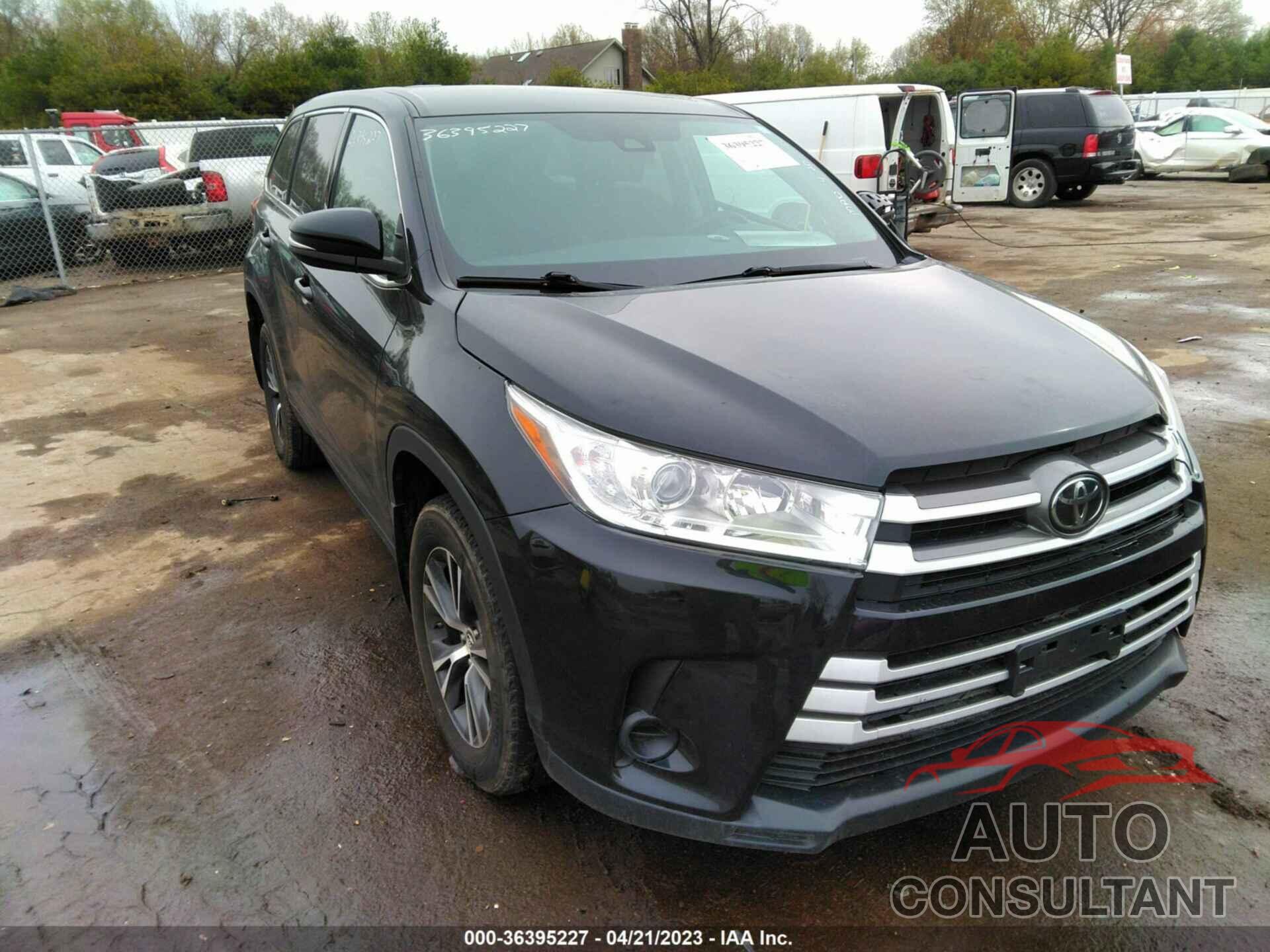 TOYOTA HIGHLANDER 2019 - 5TDBZRFH2KS926299