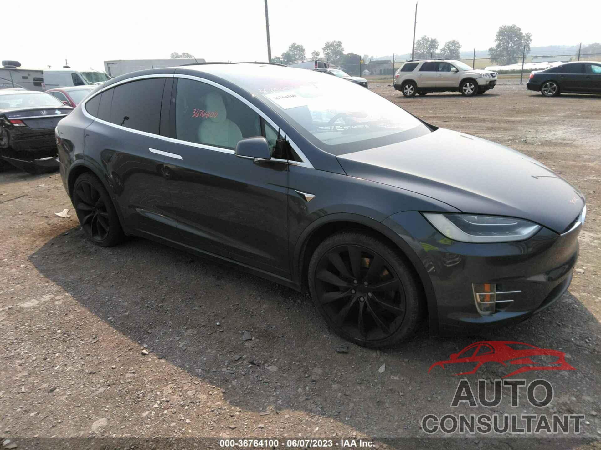 TESLA MODEL X 2016 - 5YJXCBE22GF027806