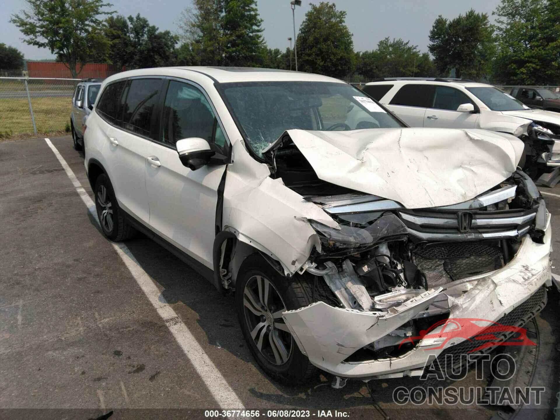 HONDA PILOT 2018 - 5FNYF6H55JB014905