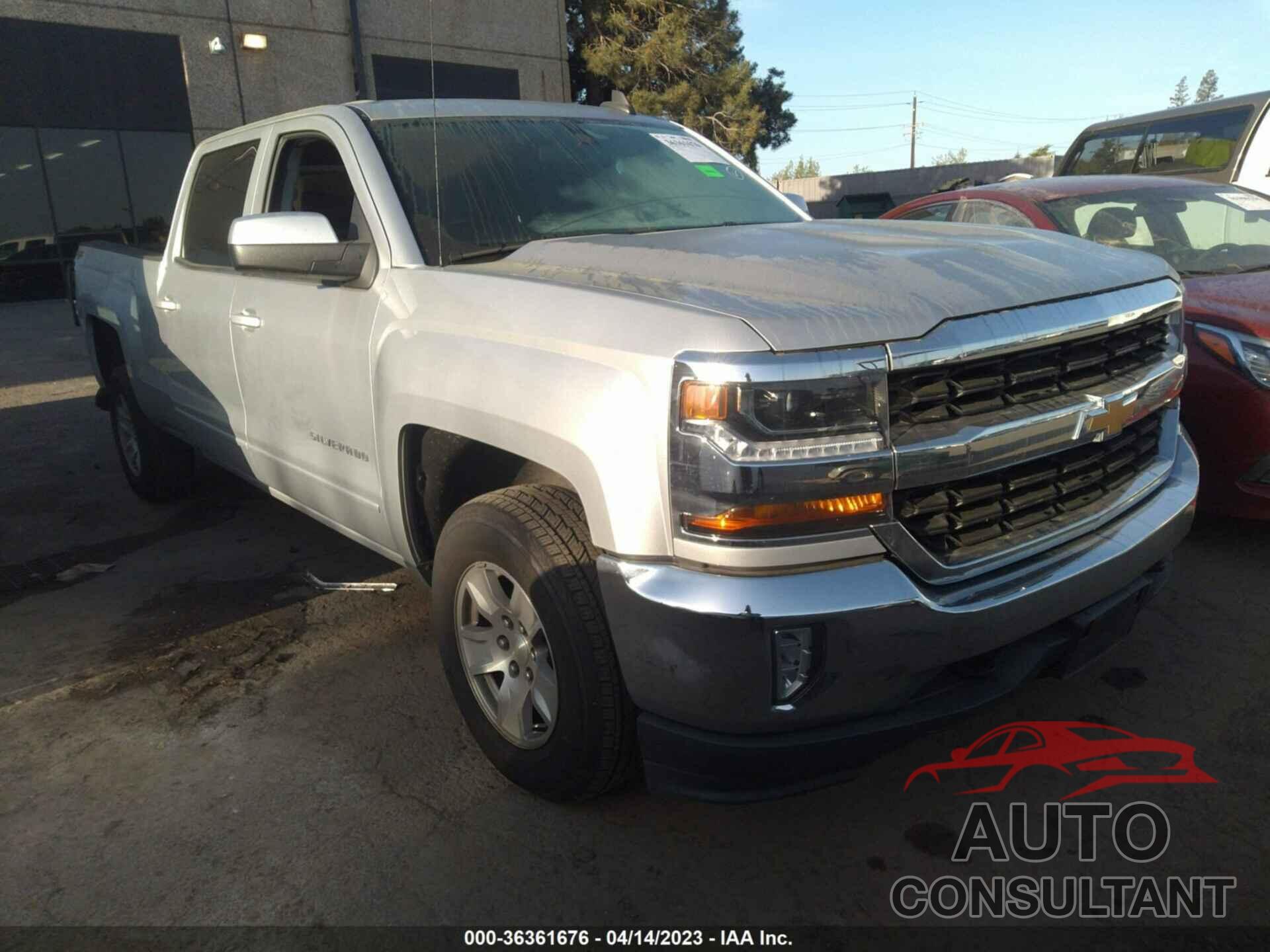 CHEVROLET SILVERADO 1500 2018 - 3GCUKREC5JG494906