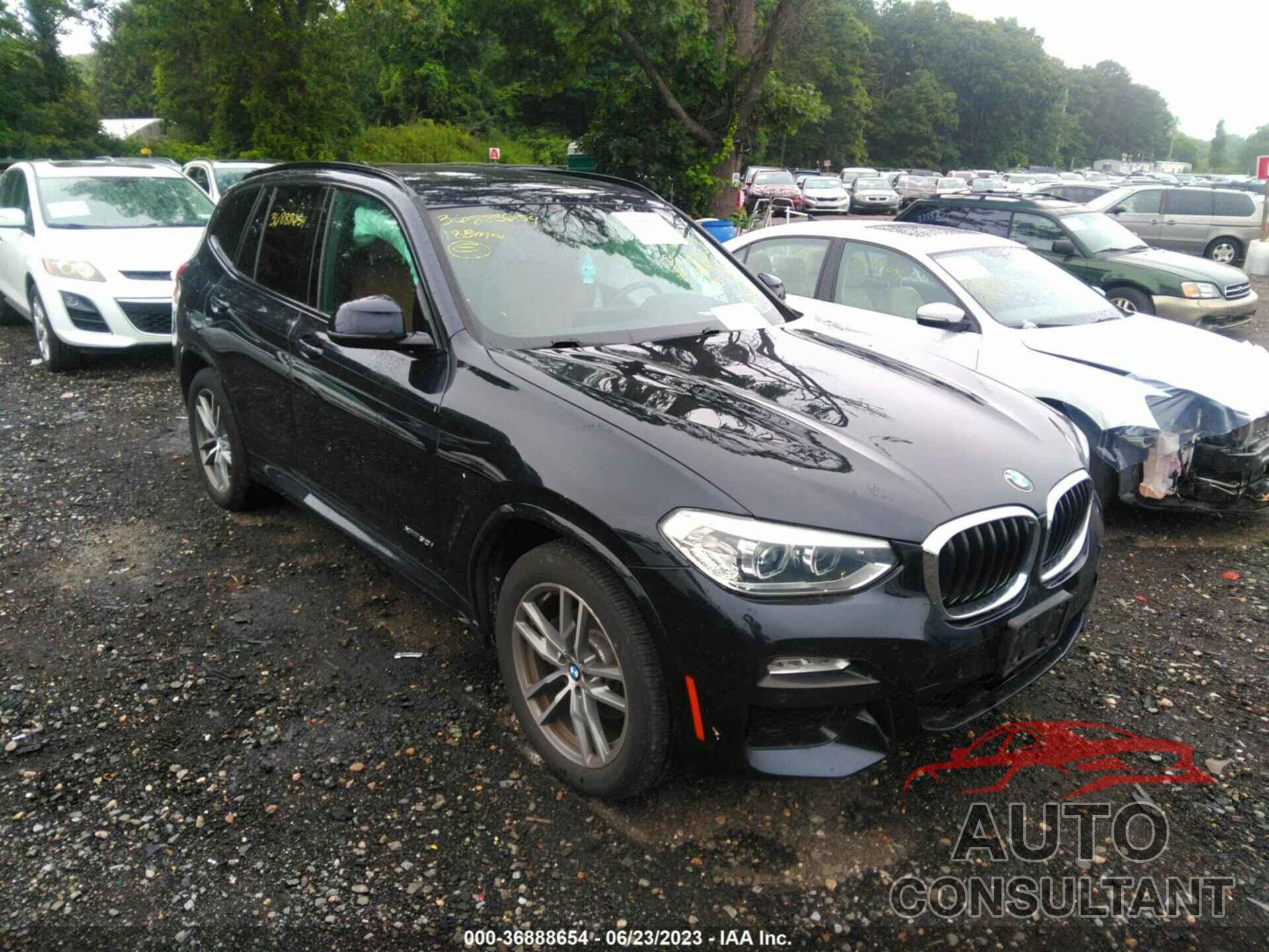 BMW X3 2018 - 5UXTR9C54JLD64552