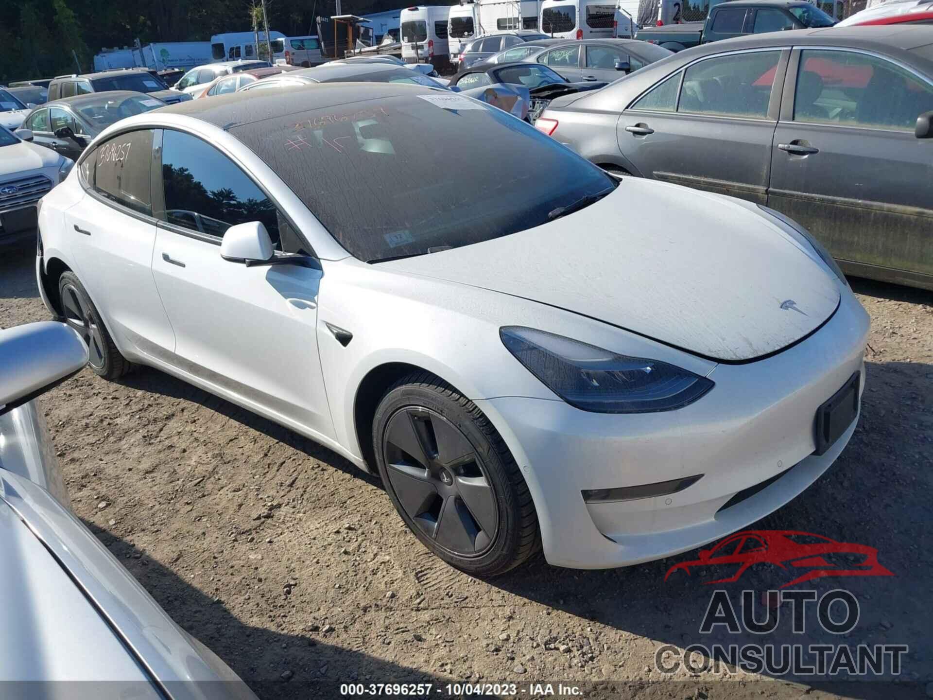TESLA MODEL 3 2022 - 5YJ3E1EB1NF118369